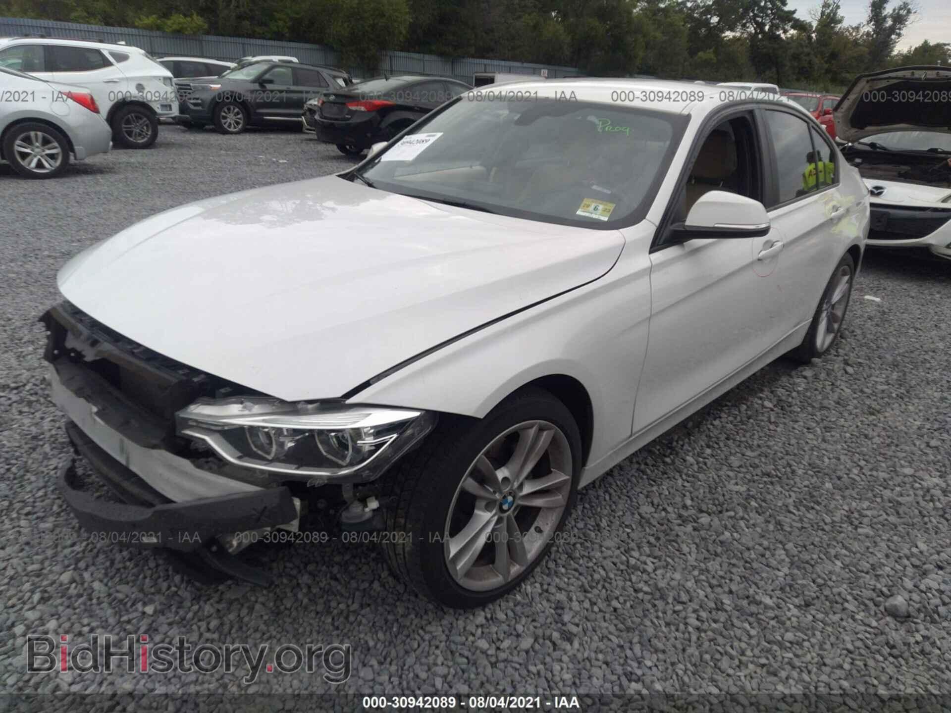2016 BMW 3 SERIES - VIN: WBA8E1G52GNT36626 - Фото 2