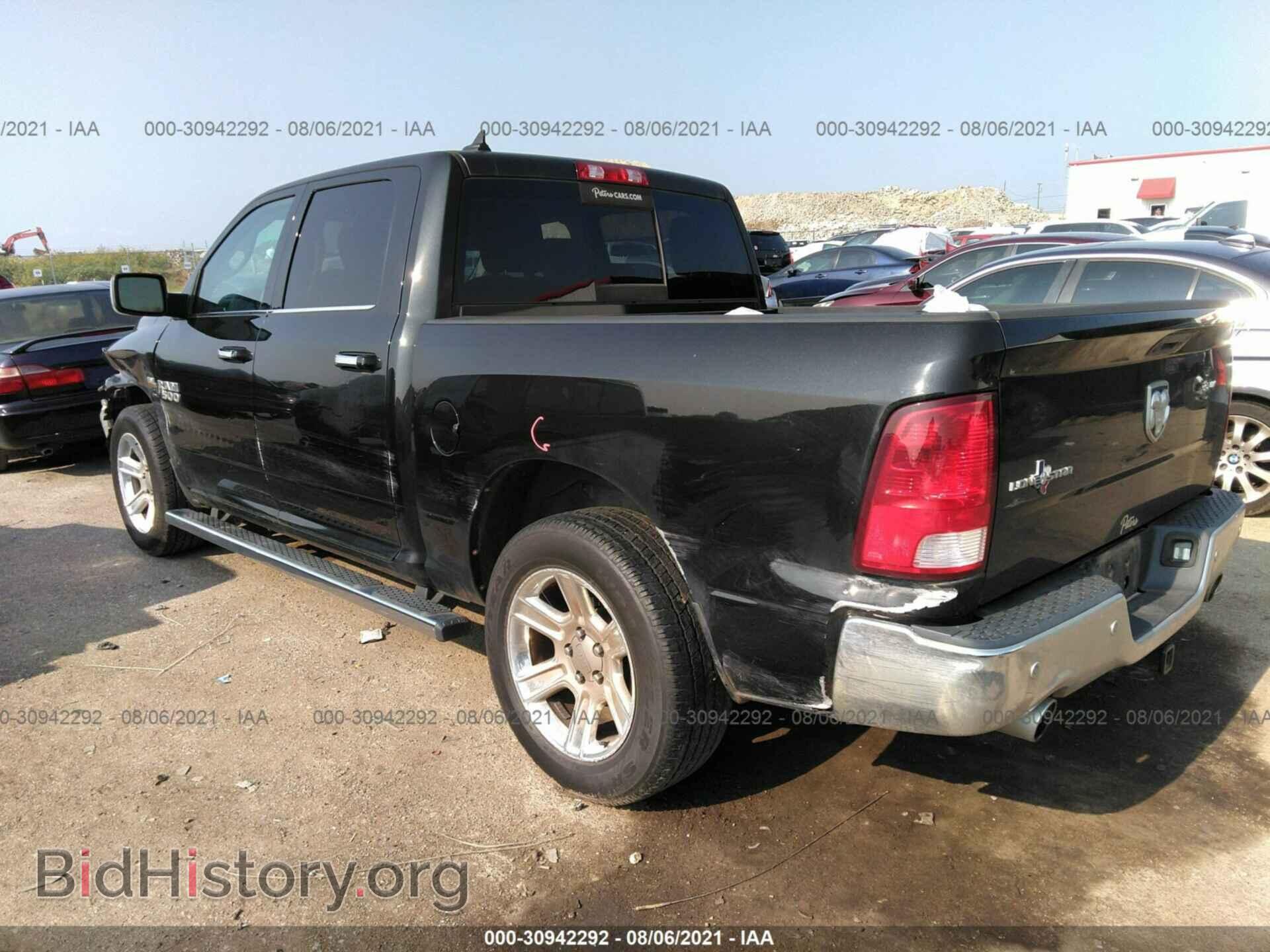 2017 RAM 1500 - VIN: 1C6RR6LT2HS636416 - Photo 3