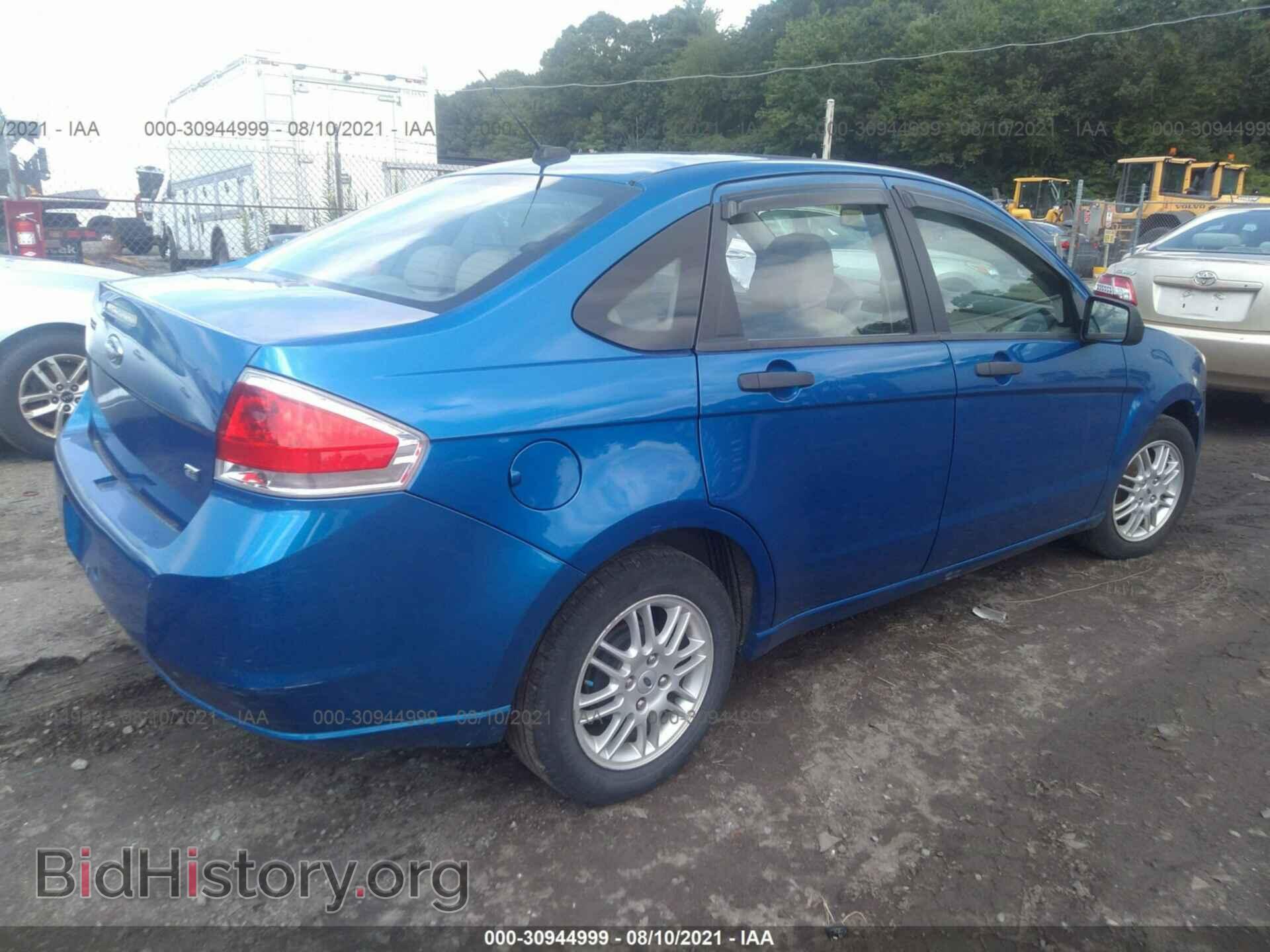 2010 FORD FOCUS - VIN: 1FAHP3FN0AW175324 - Фото 4