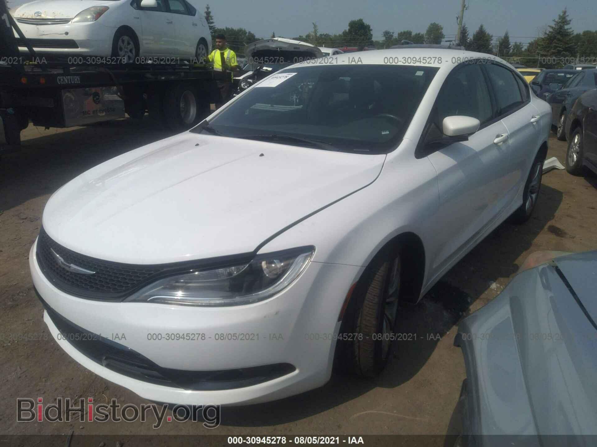 2015 CHRYSLER 200 - VIN: 1C3CCCBG2FN735580 - Photo 2