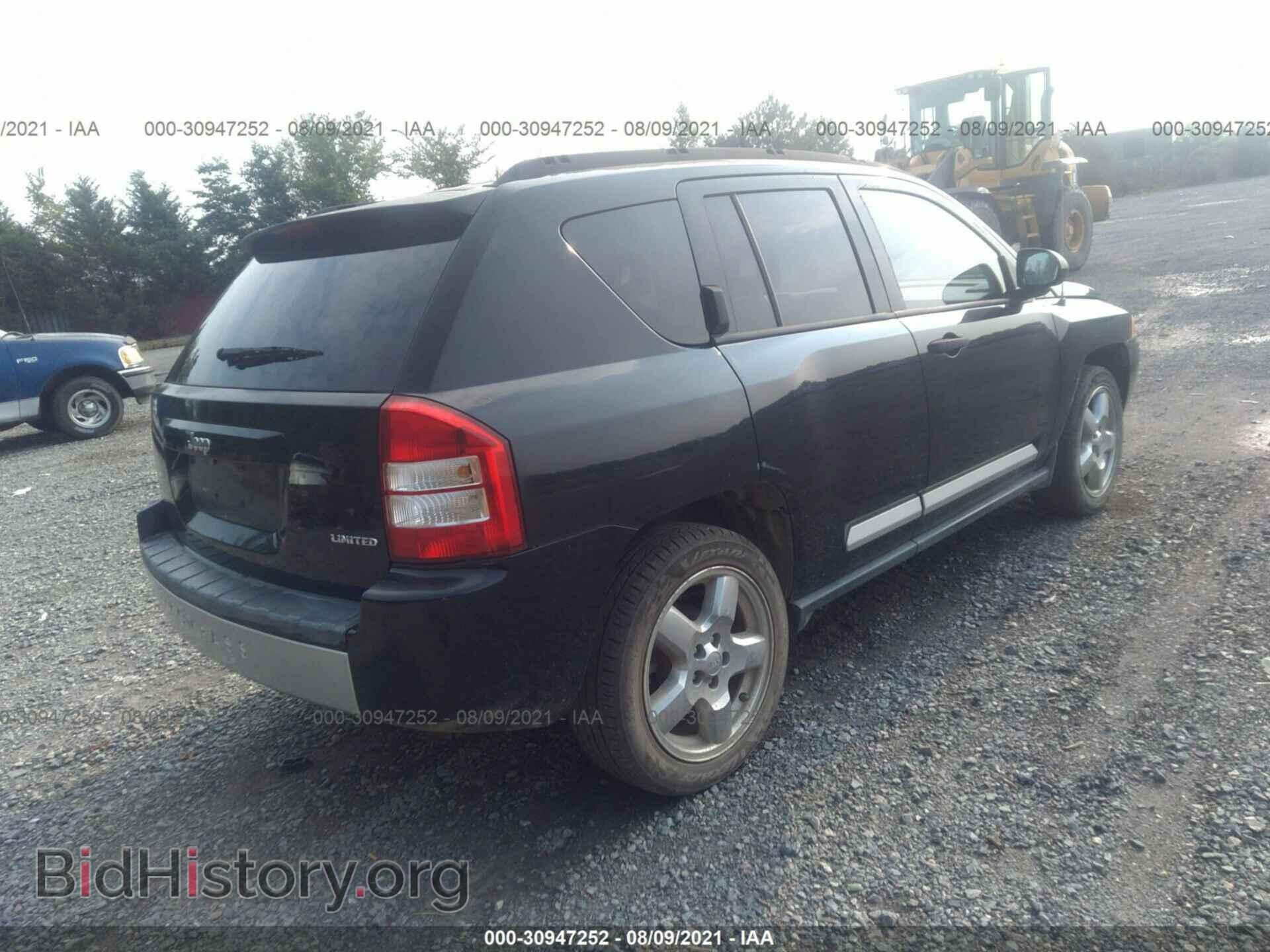 2007 JEEP COMPASS - VIN: 1J8FT57W07D121132 - Фото 4