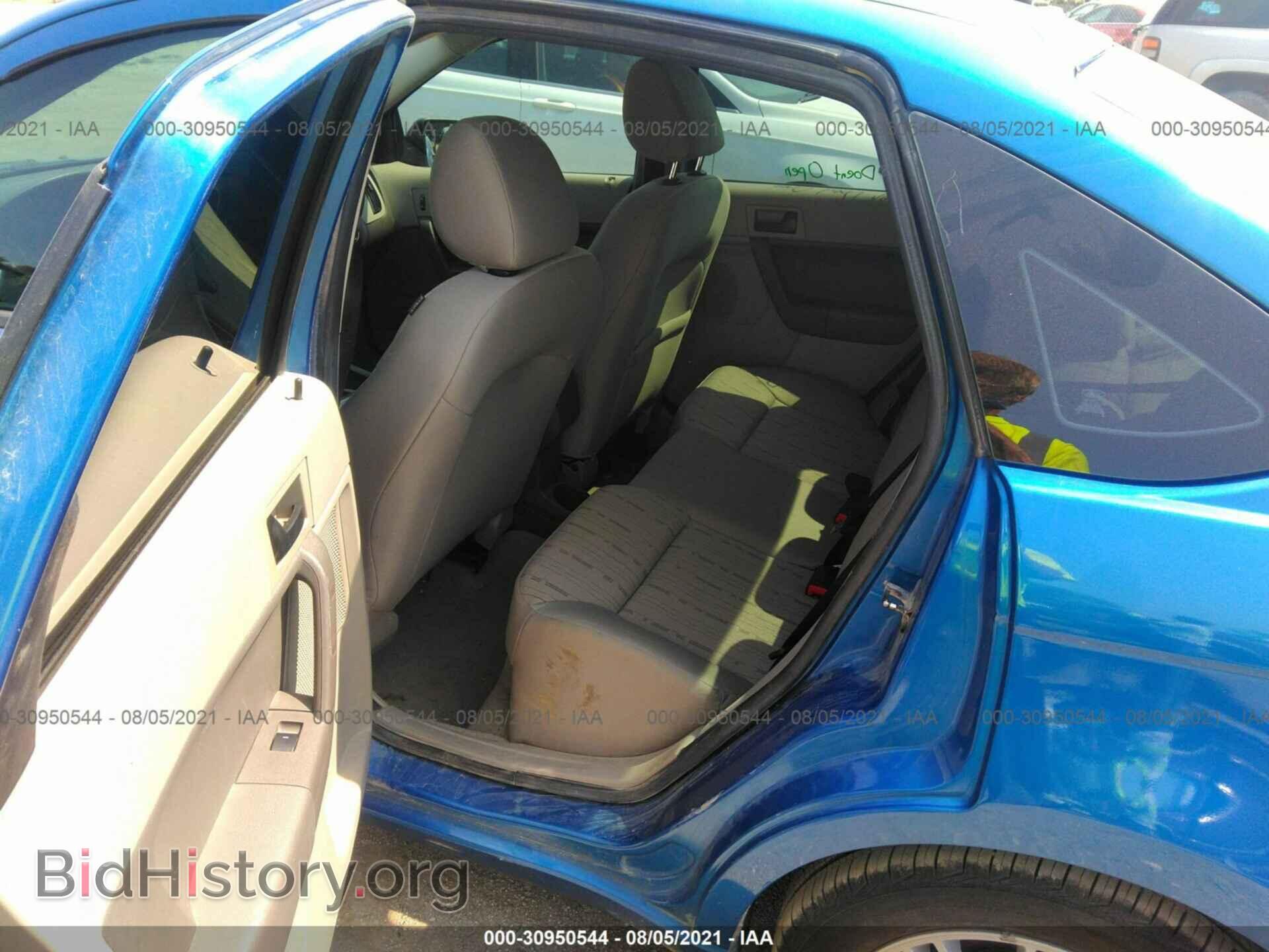 2011 FORD FOCUS - VIN: 1FAHP3FN2BW127003 - Фото 8