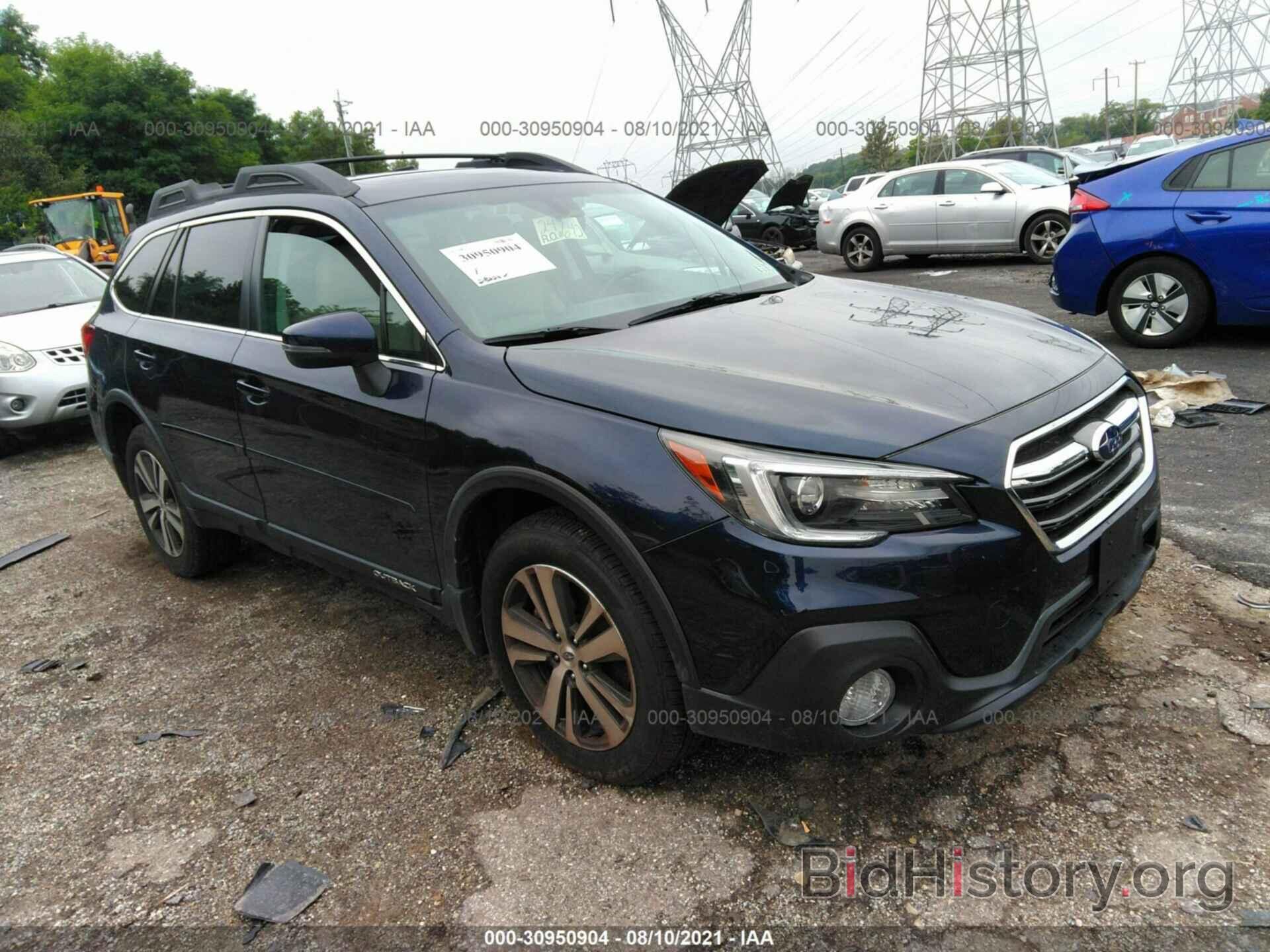 Photo 4S4BSANC4J3354529 - SUBARU OUTBACK 2018