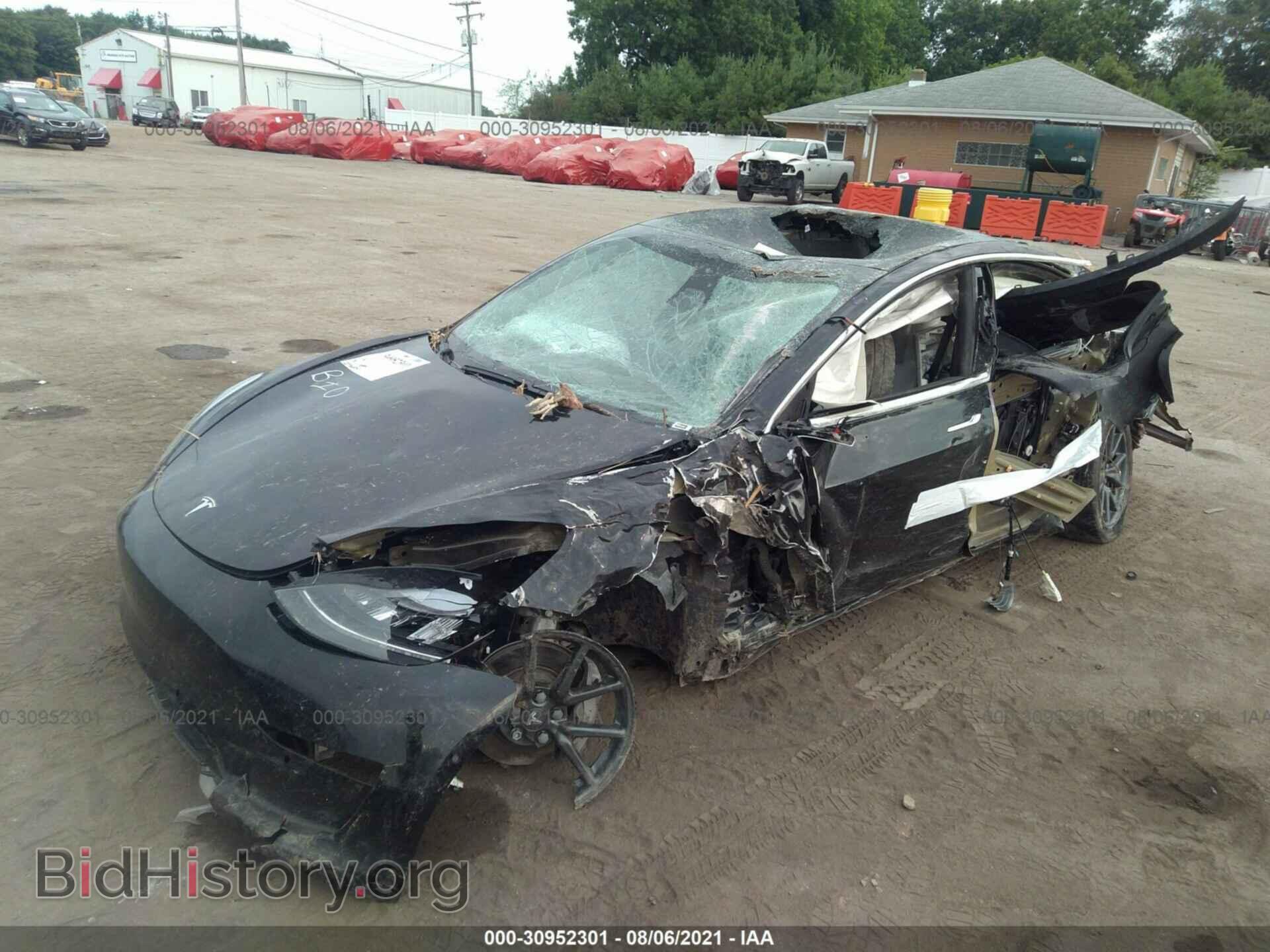2019 TESLA MODEL 3 - VIN: 5YJ3E1EB6KF390508 - Photo 2