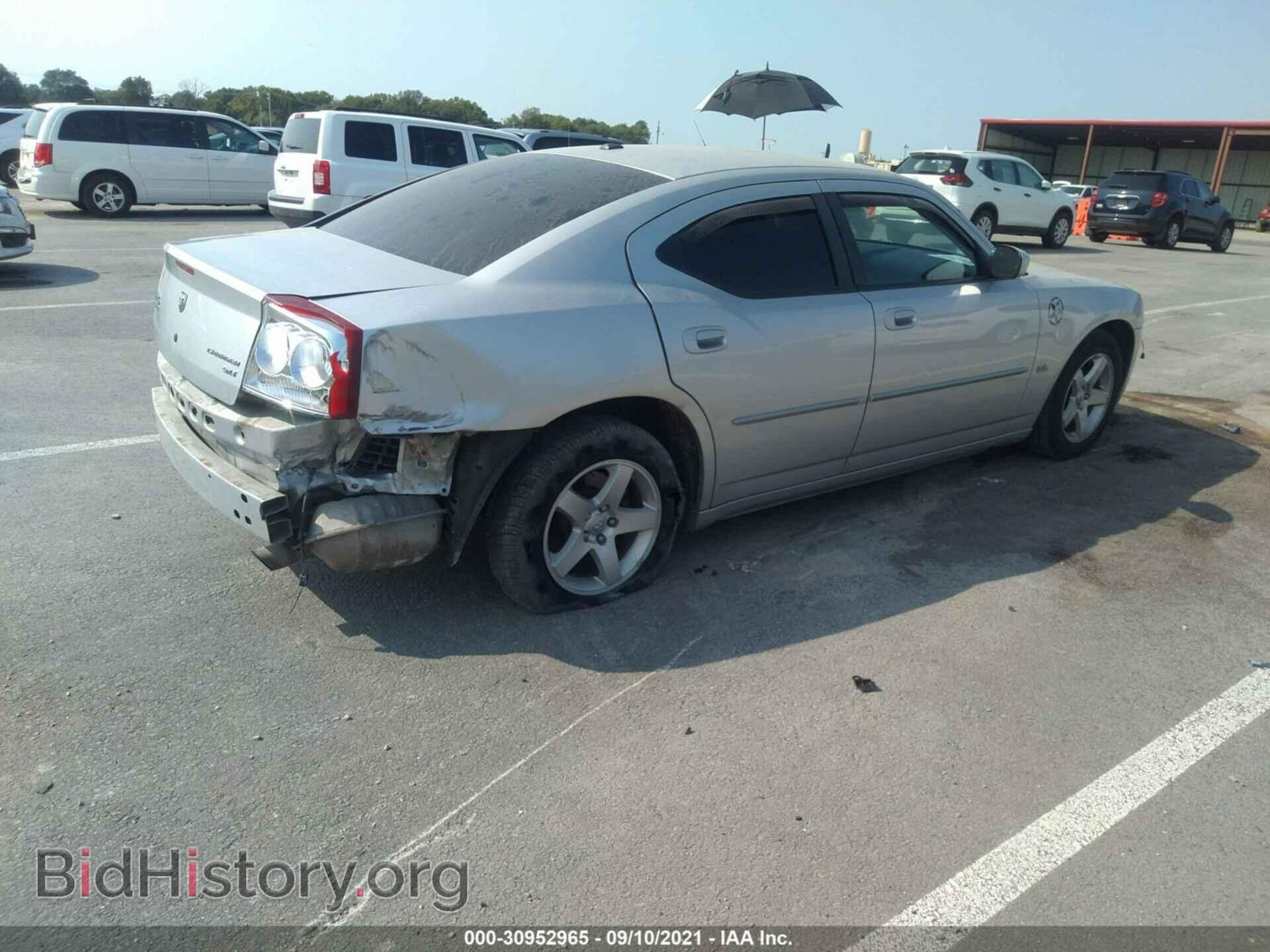 2010 DODGE CHARGER - VIN: 2B3CA3CV0AH234205 - Фото 4