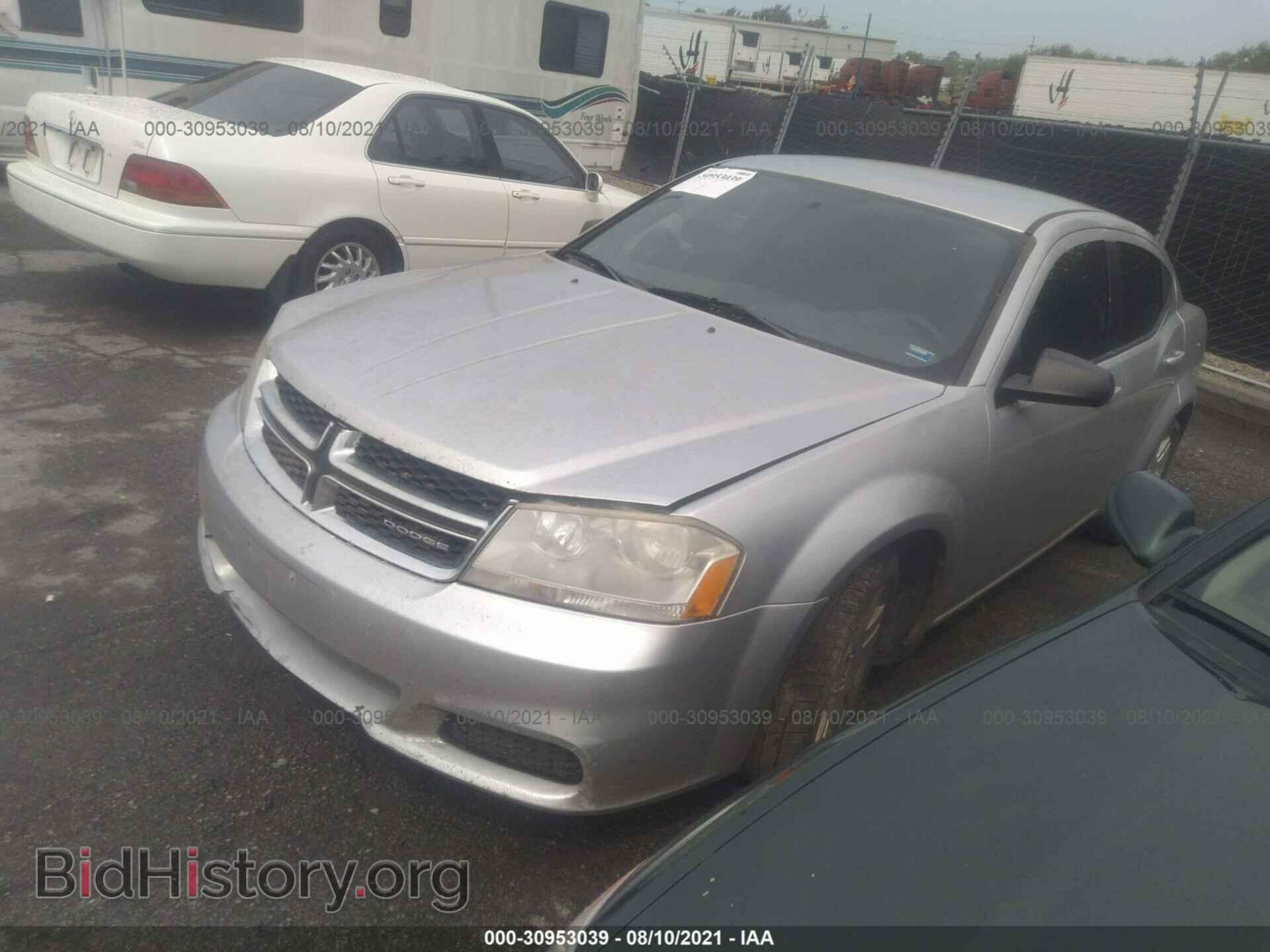 2011 DODGE AVENGER - VIN: 1B3BD4FB5BN572895 - Photo 2