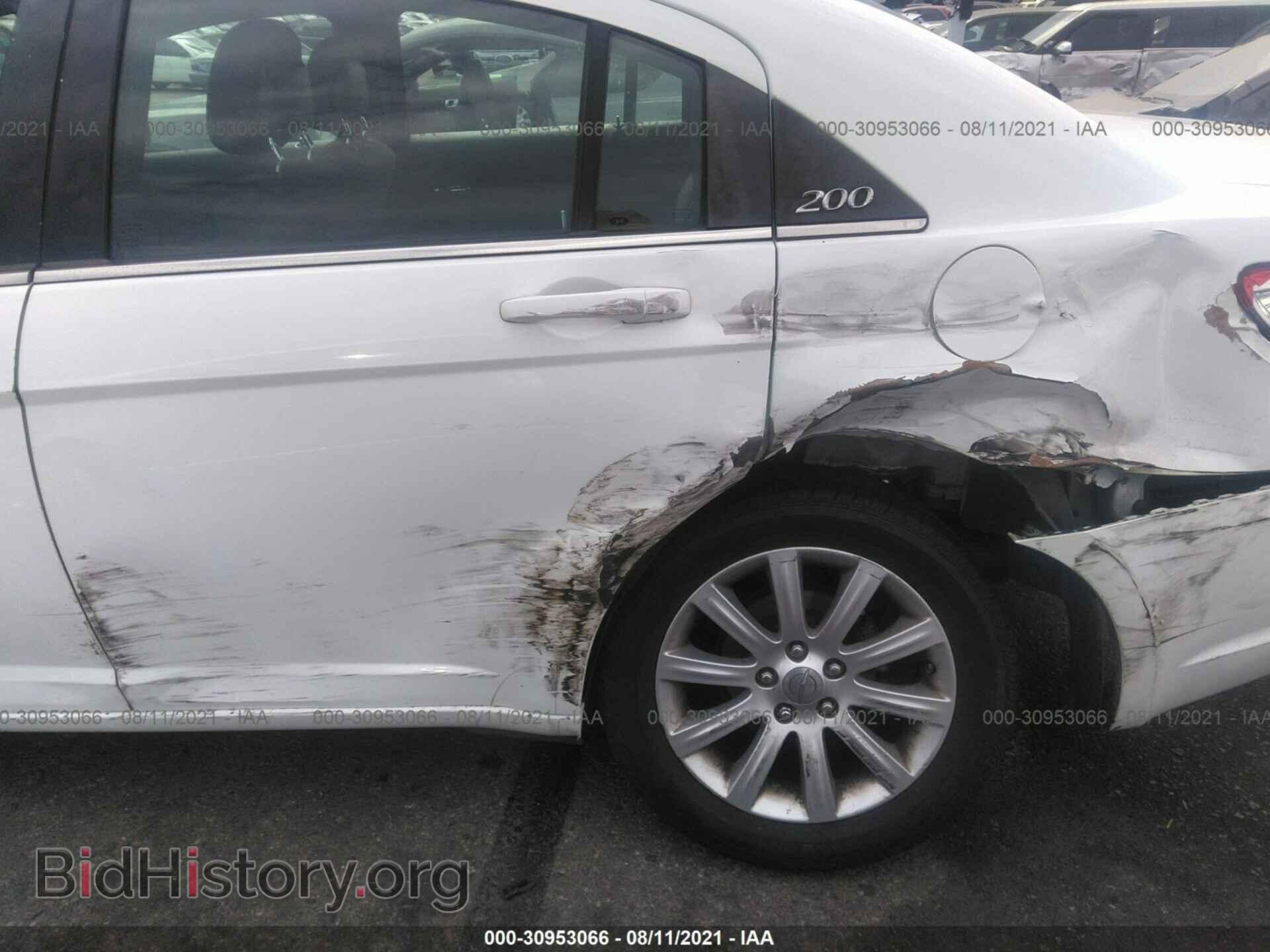 2013 CHRYSLER 200 - VIN: 1C3CCBBG6DN528049 - Photo 6