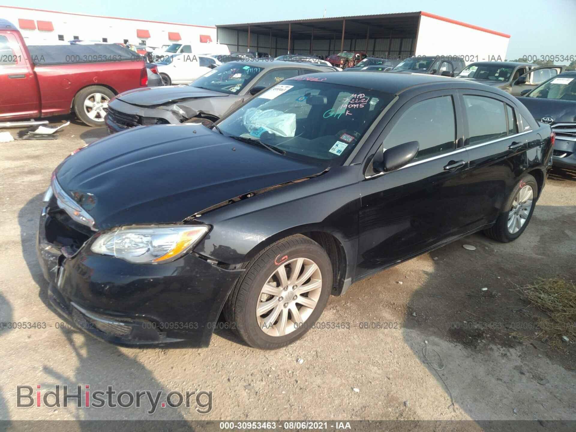 2014 CHRYSLER 200 - VIN: 1C3CCBBB4EN190995 - Фото 2