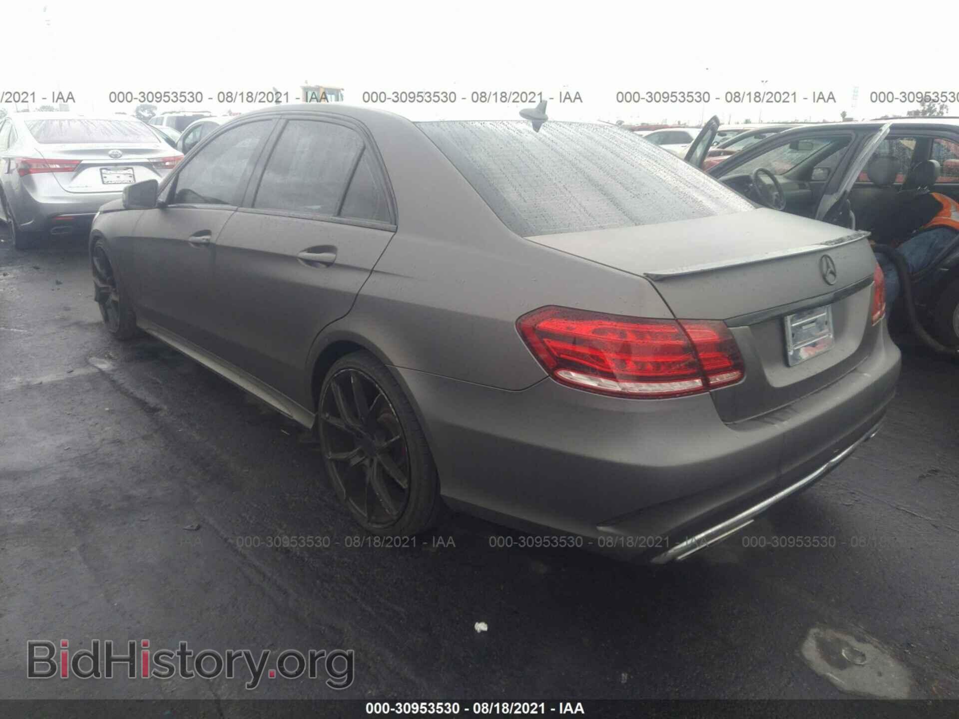 2014 MERCEDES-BENZ E-CLASS - VIN: WDDHF5KB6EA856570 - Фото 3