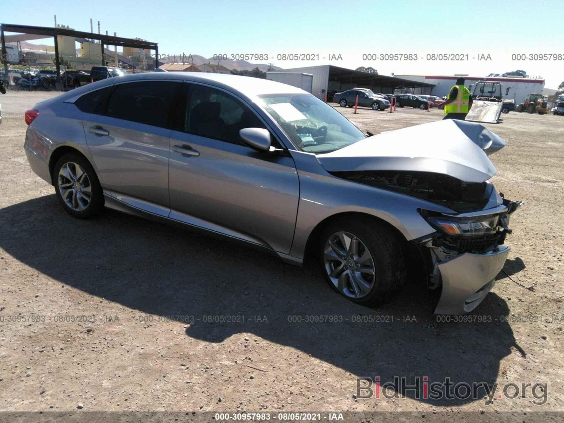 Photo 1HGCV1F13LA153654 - HONDA ACCORD SEDAN 2020