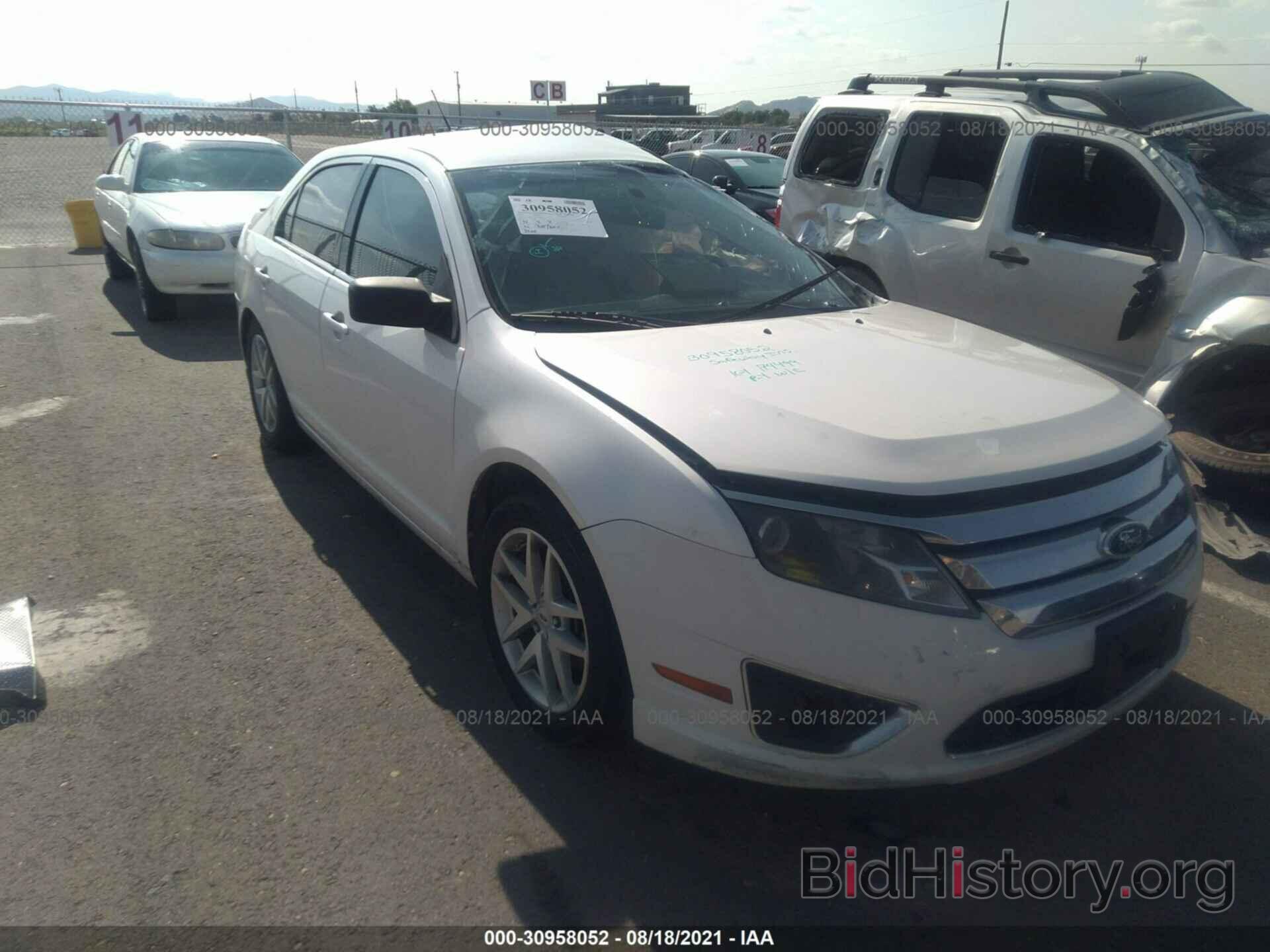 Photo 3FAHP0JG3CR132397 - FORD FUSION 2012