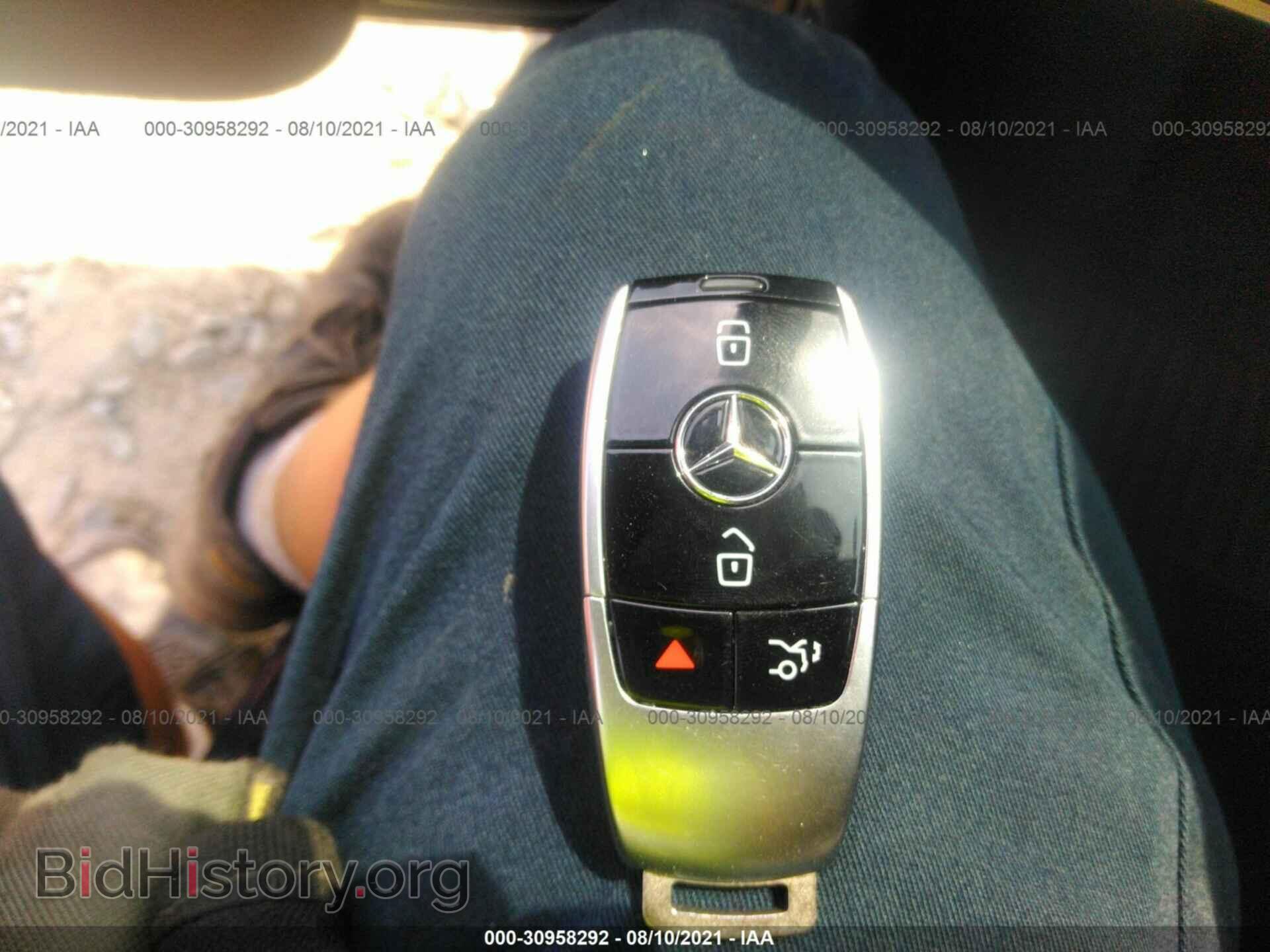 2017 MERCEDES-BENZ E-CLASS - VIN: WDDZF4KB1HA166311 - Photo 11