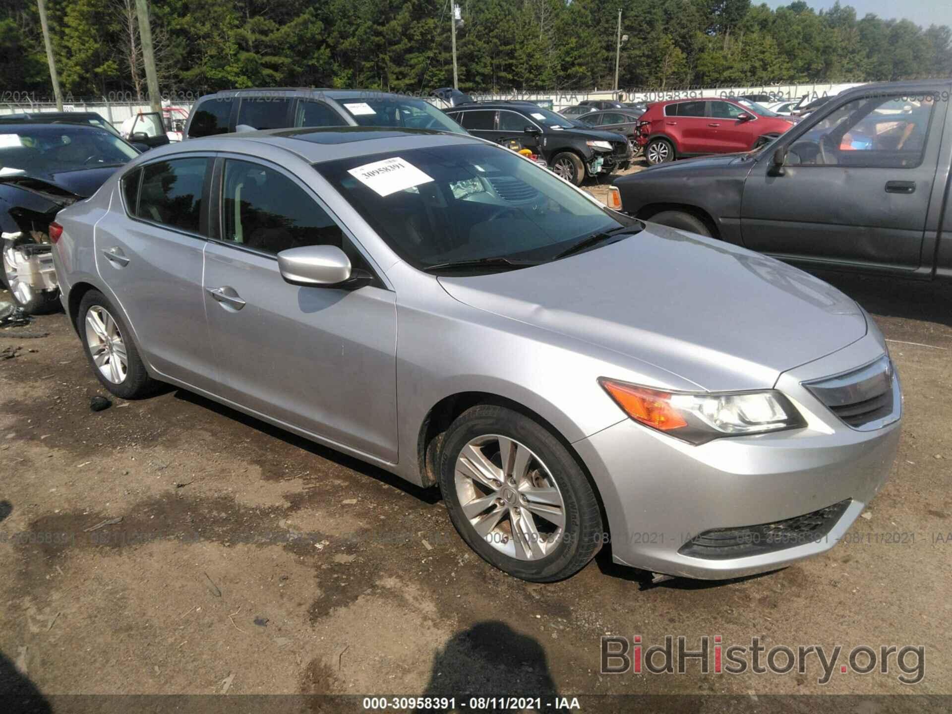 Photo 19VDE1F37DE020889 - ACURA ILX 2013