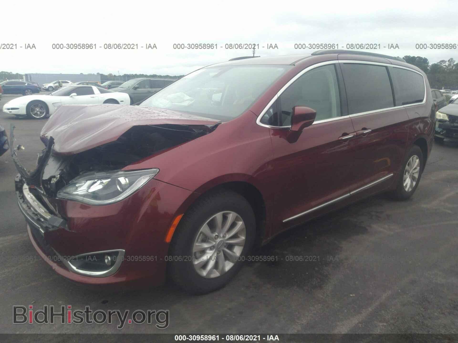 2017 CHRYSLER PACIFICA - VIN: 2C4RC1BG7HR778909 - Photo 2