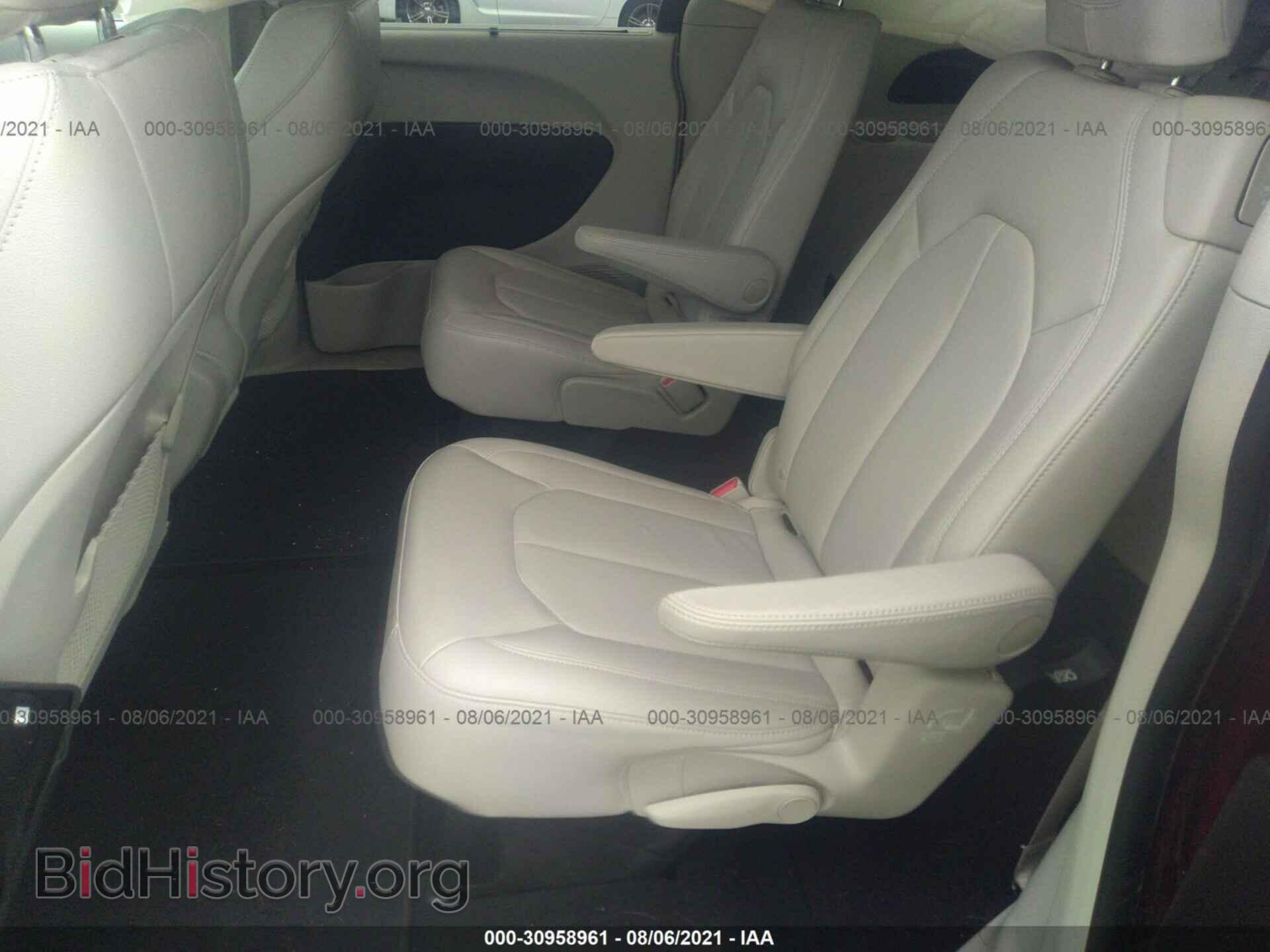 2017 CHRYSLER PACIFICA - VIN: 2C4RC1BG7HR778909 - Photo 8