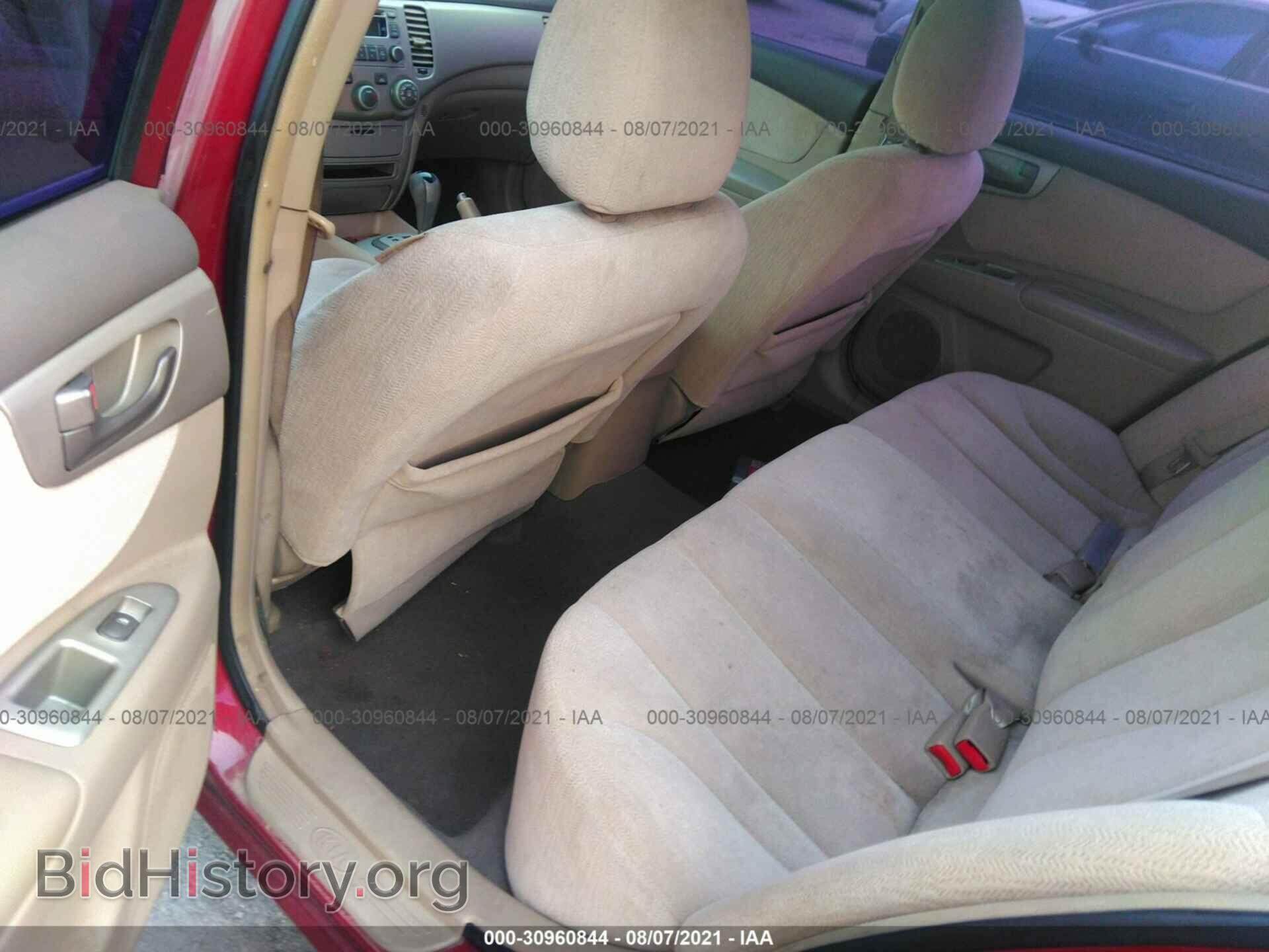 2007 KIA OPTIMA - VIN: KNAGE123775120840 - Фото 8