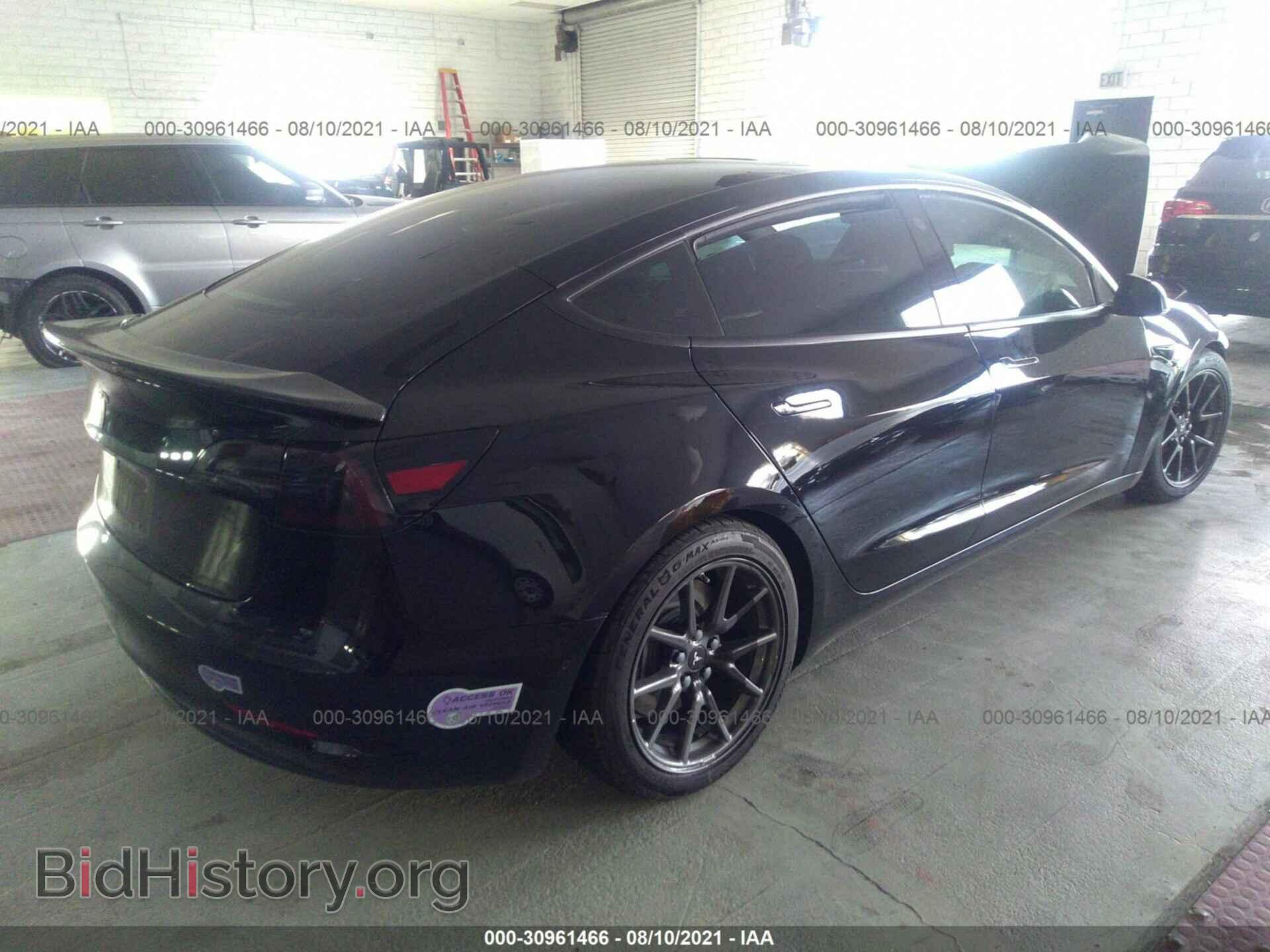 2018 TESLA MODEL 3 - VIN: 5YJ3E1EA7JF108902 - Фото 4