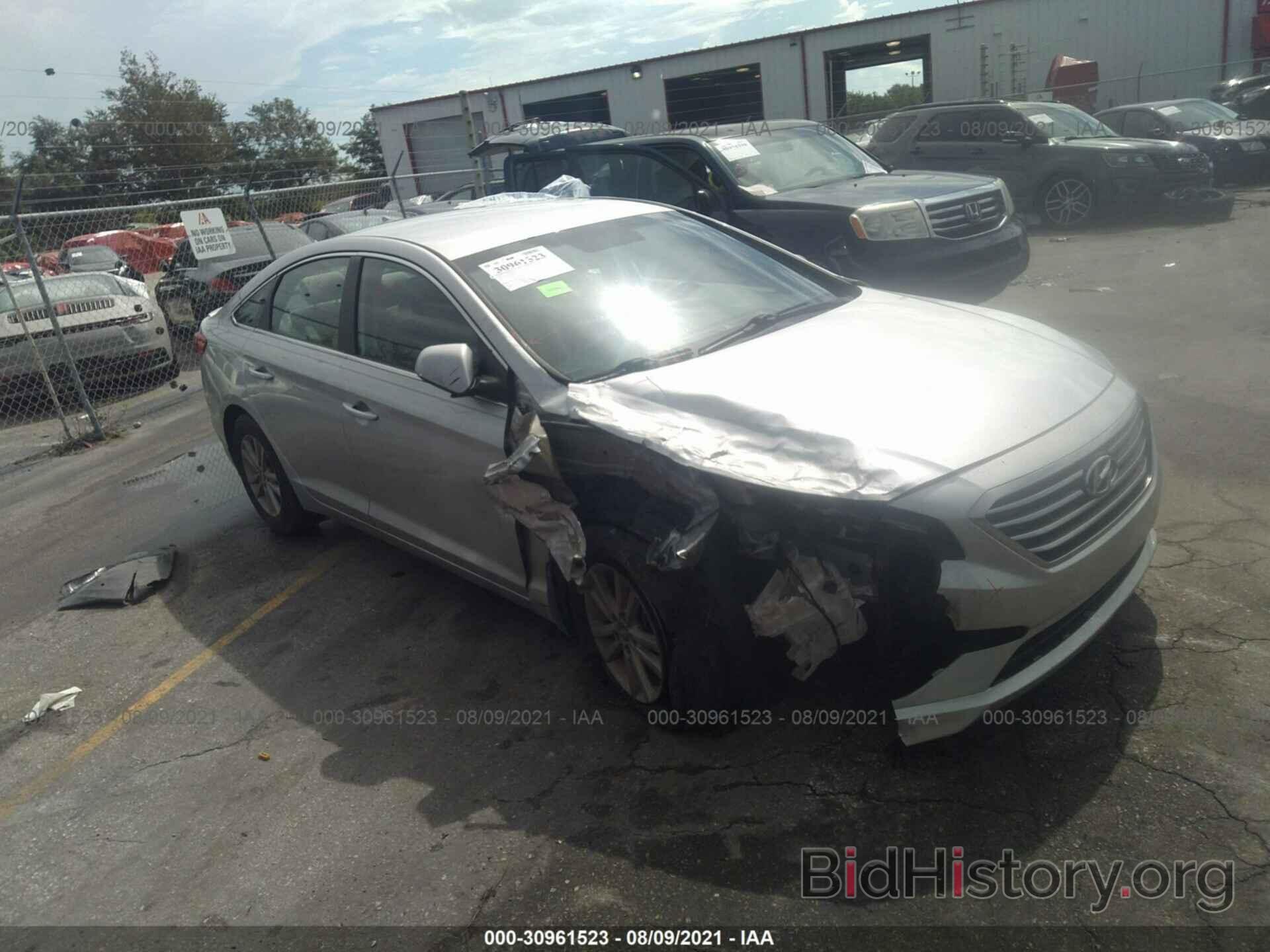 Photo 5NPE24AF9HH577876 - HYUNDAI SONATA 2017