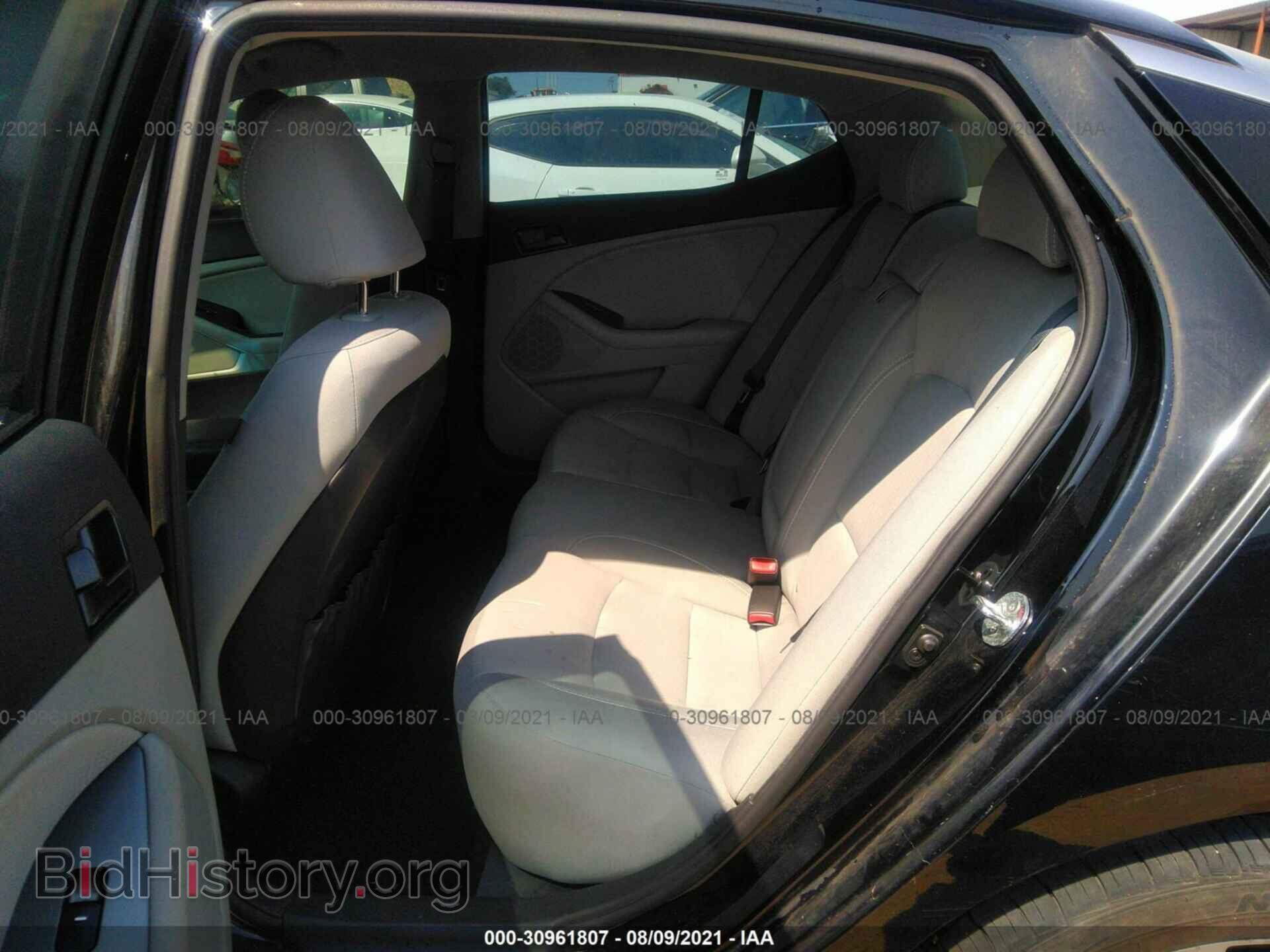 2012 KIA OPTIMA - VIN: 5XXGM4A7XCG046329 - Фото 8