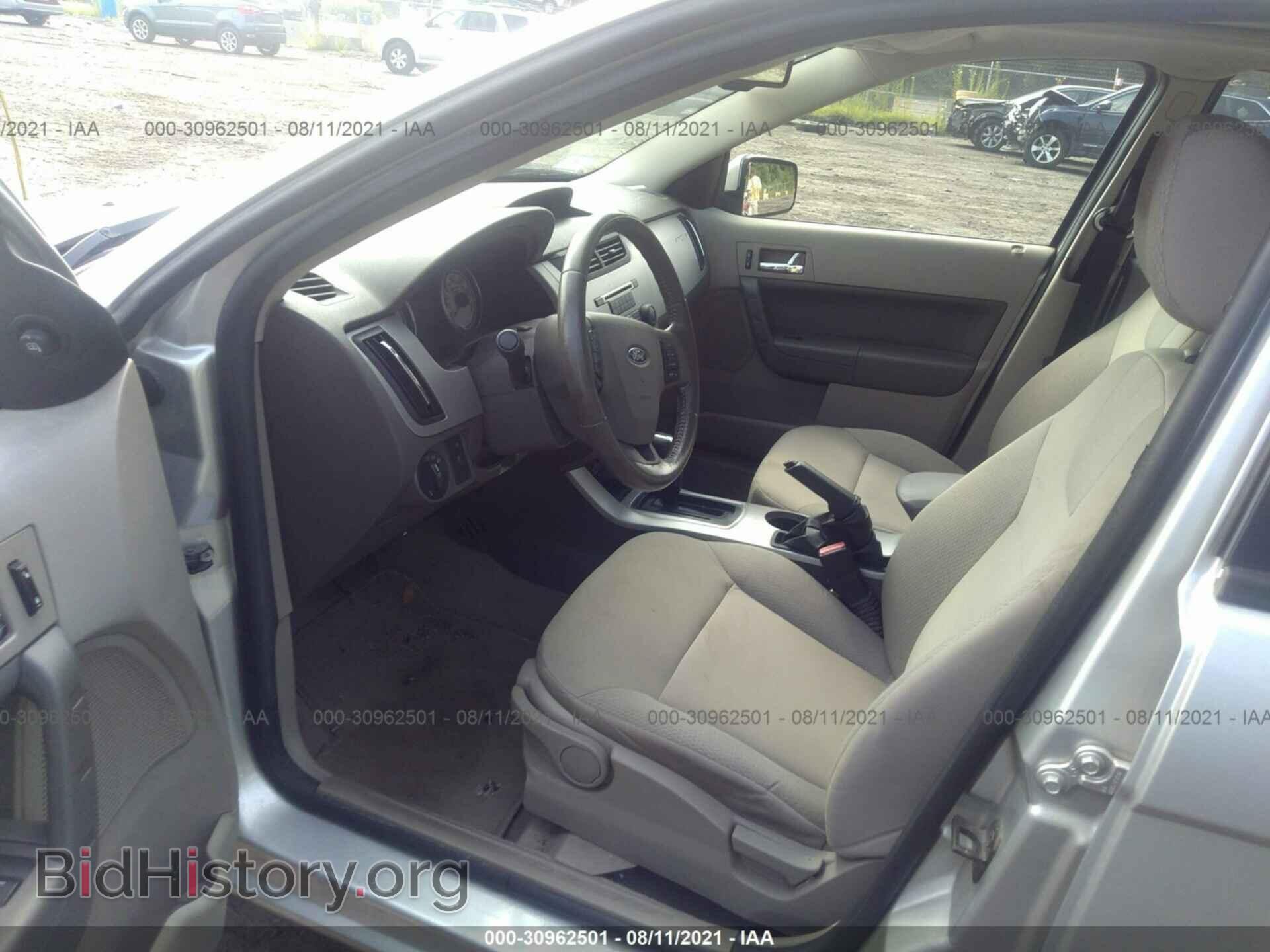 2009 FORD FOCUS - VIN: 1FAHP36N99W128854 - Фото 5