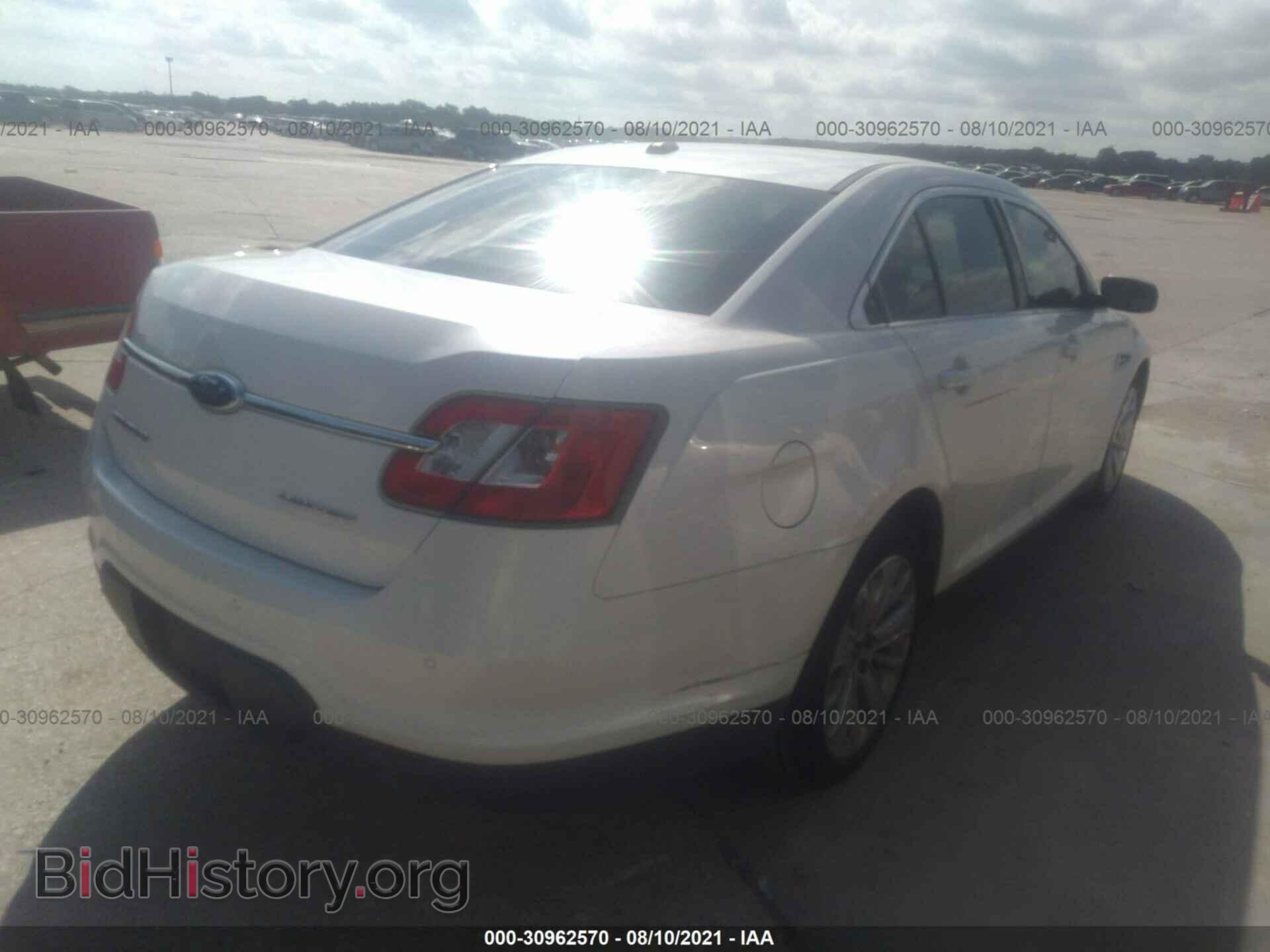 2010 FORD TAURUS - VIN: 1FAHP2FW6AG121460 - Фото 4
