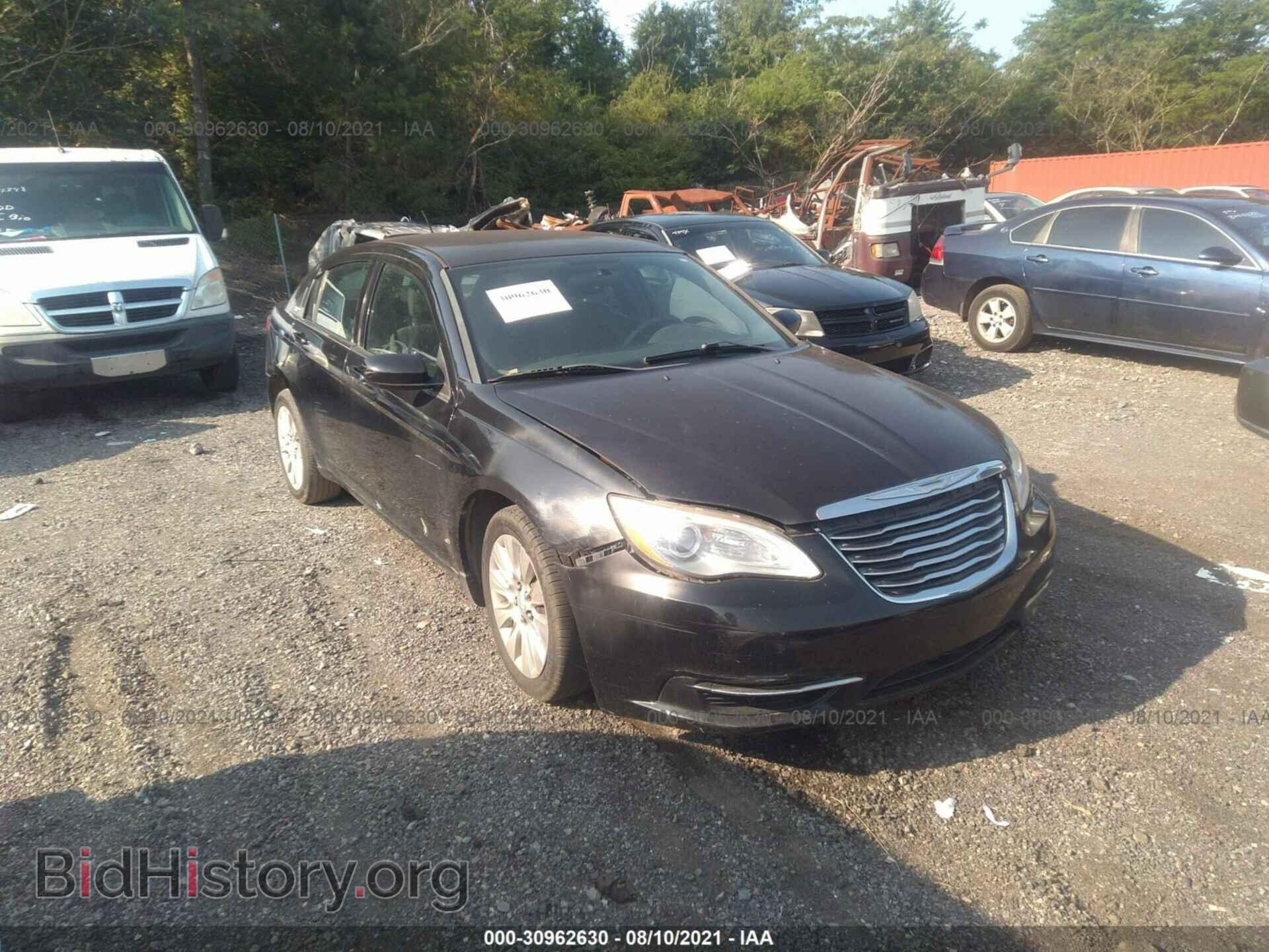 2013 CHRYSLER 200 - VIN: 1C3CCBAG5DN767464 - Фото 6