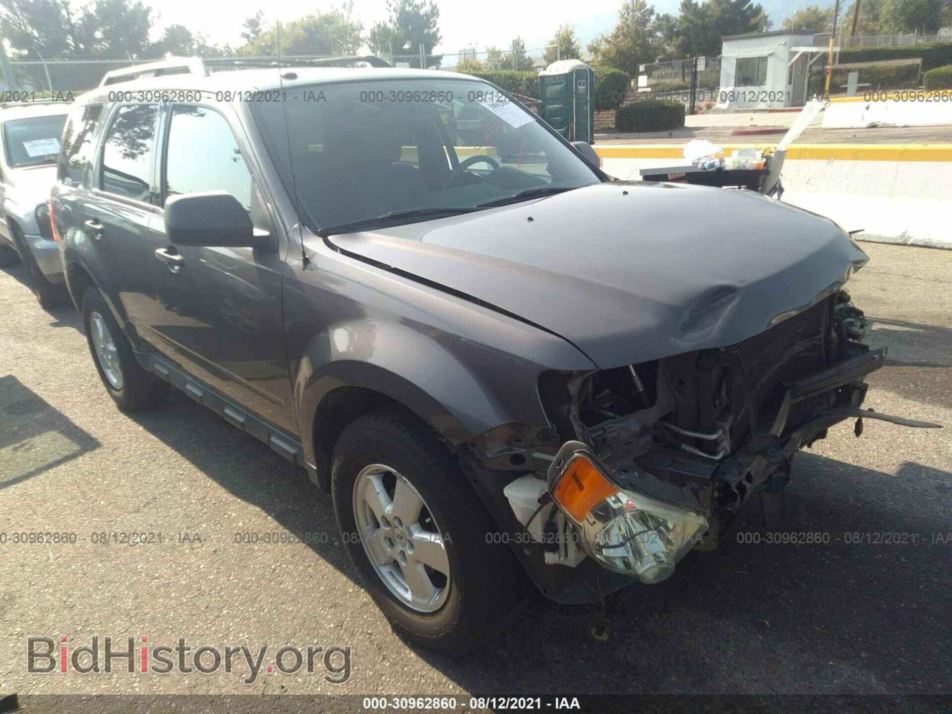Photo 1FMCU0DG0BKC63701 - FORD ESCAPE 2011