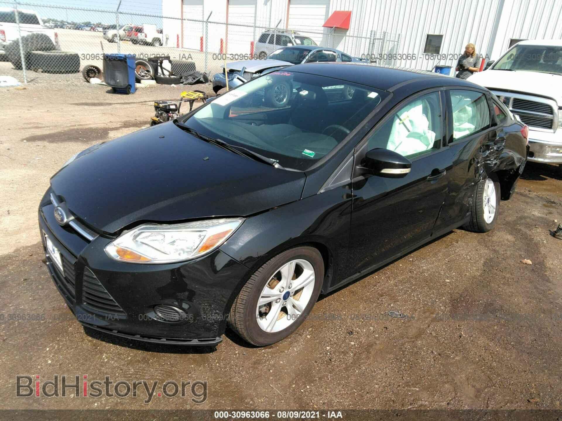 2014 FORD FOCUS - VIN: 1FADP3F24EL323745 - Photo 2