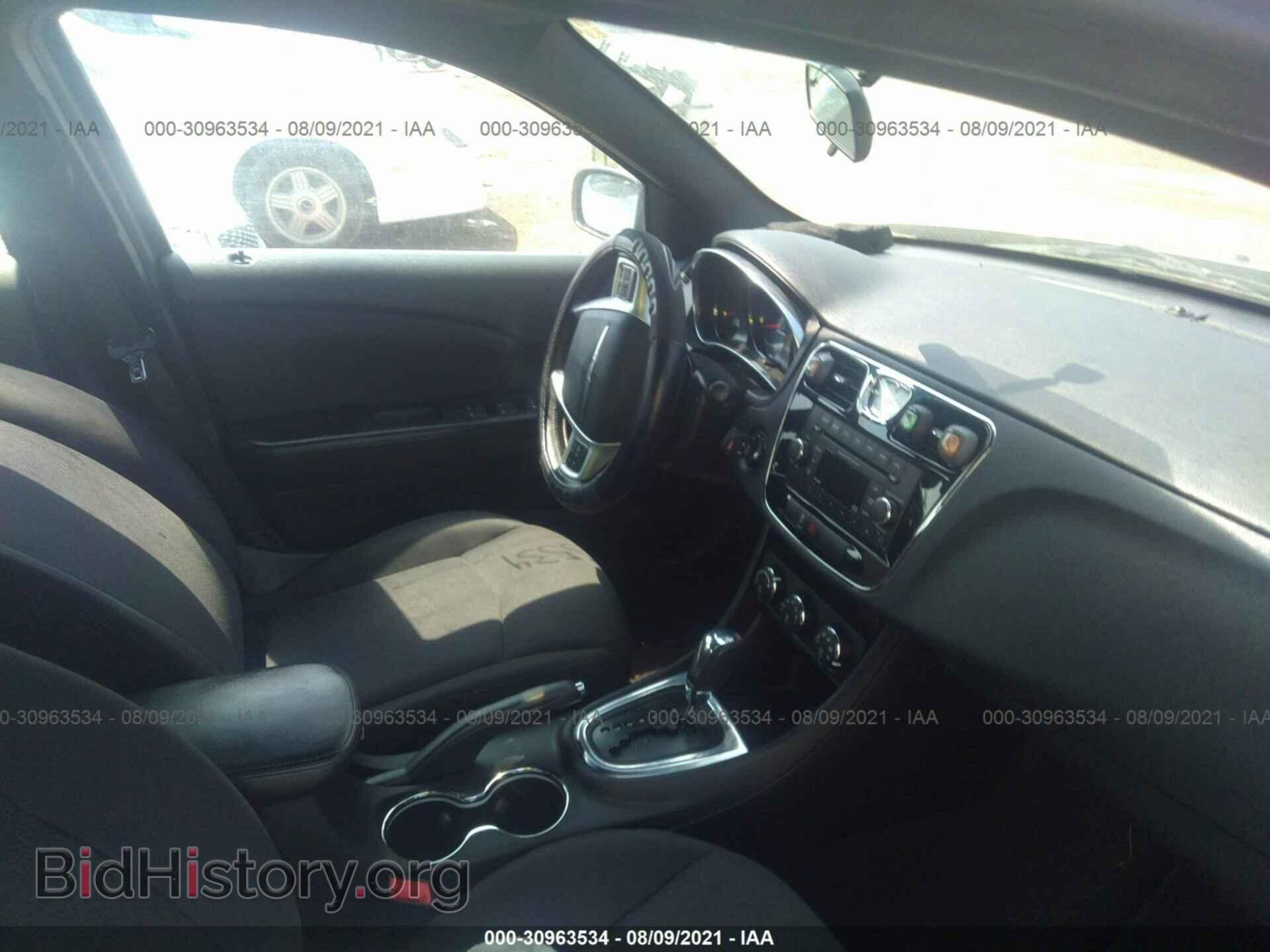 2014 CHRYSLER 200 - VIN: 1C3CCBBB4EN151470 - Фото 5