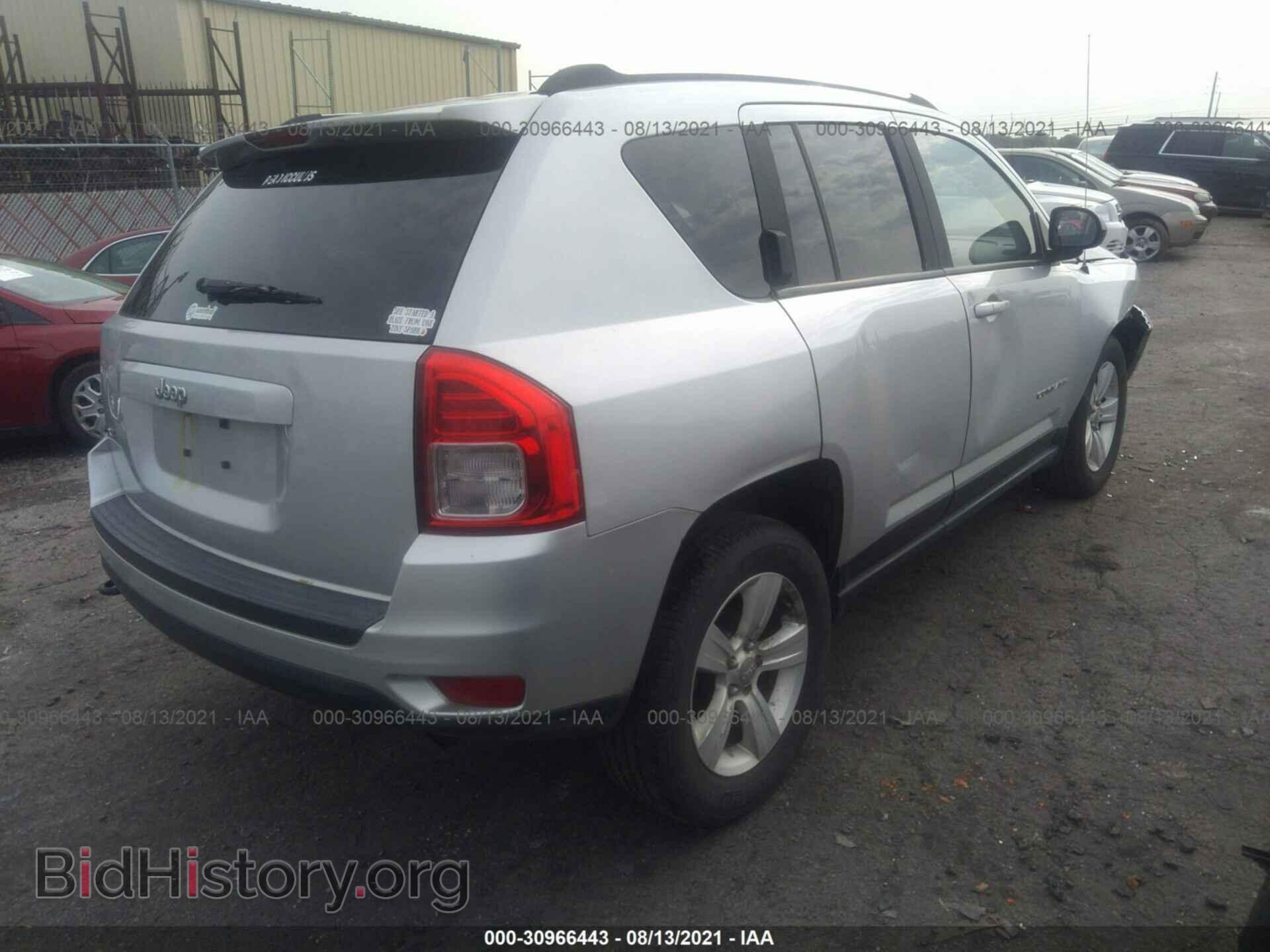 2012 JEEP COMPASS - VIN: 1C4NJDBB7CD584581 - Фото 4