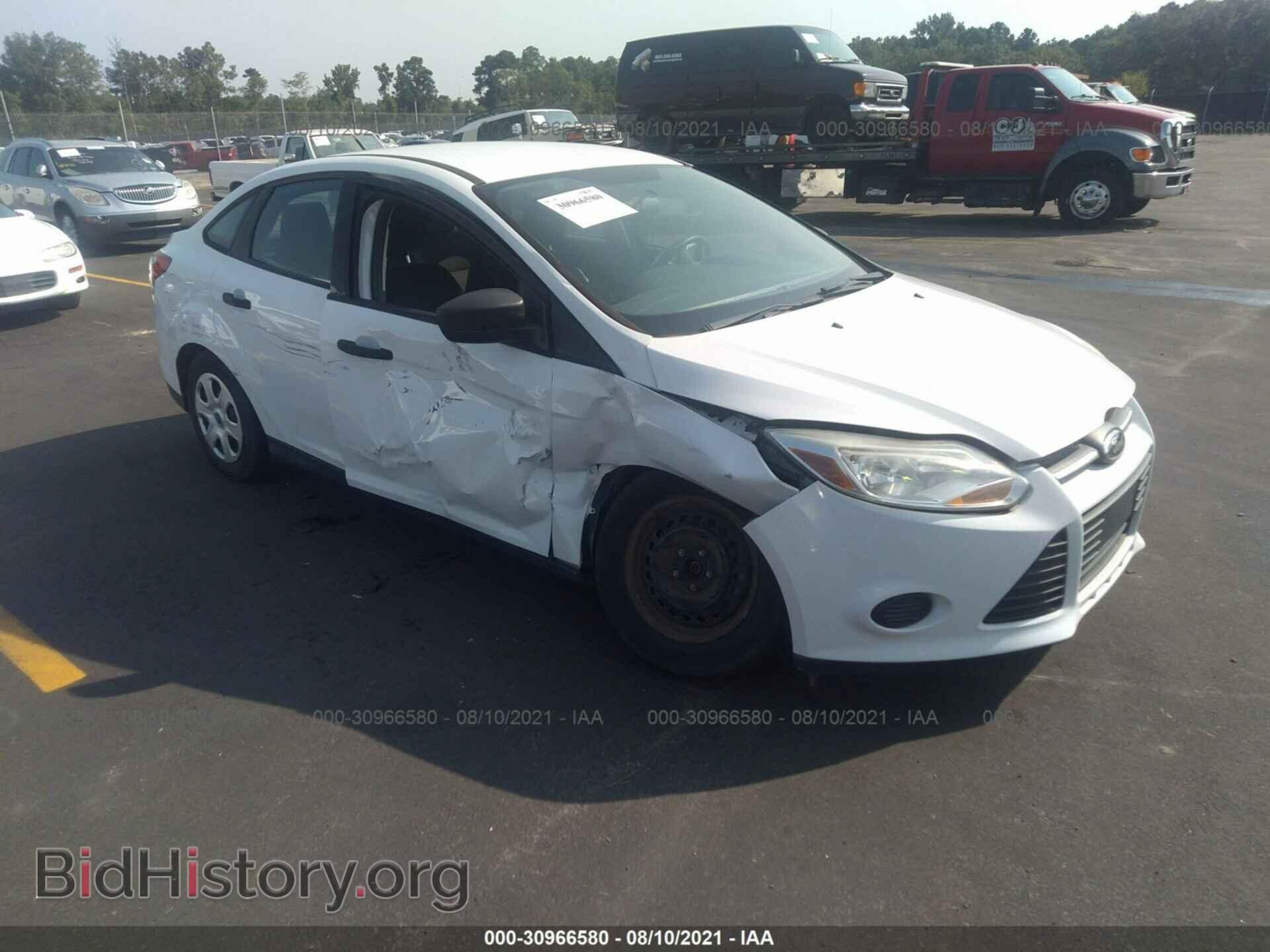 Photo 1FADP3E27EL318153 - FORD FOCUS 2014
