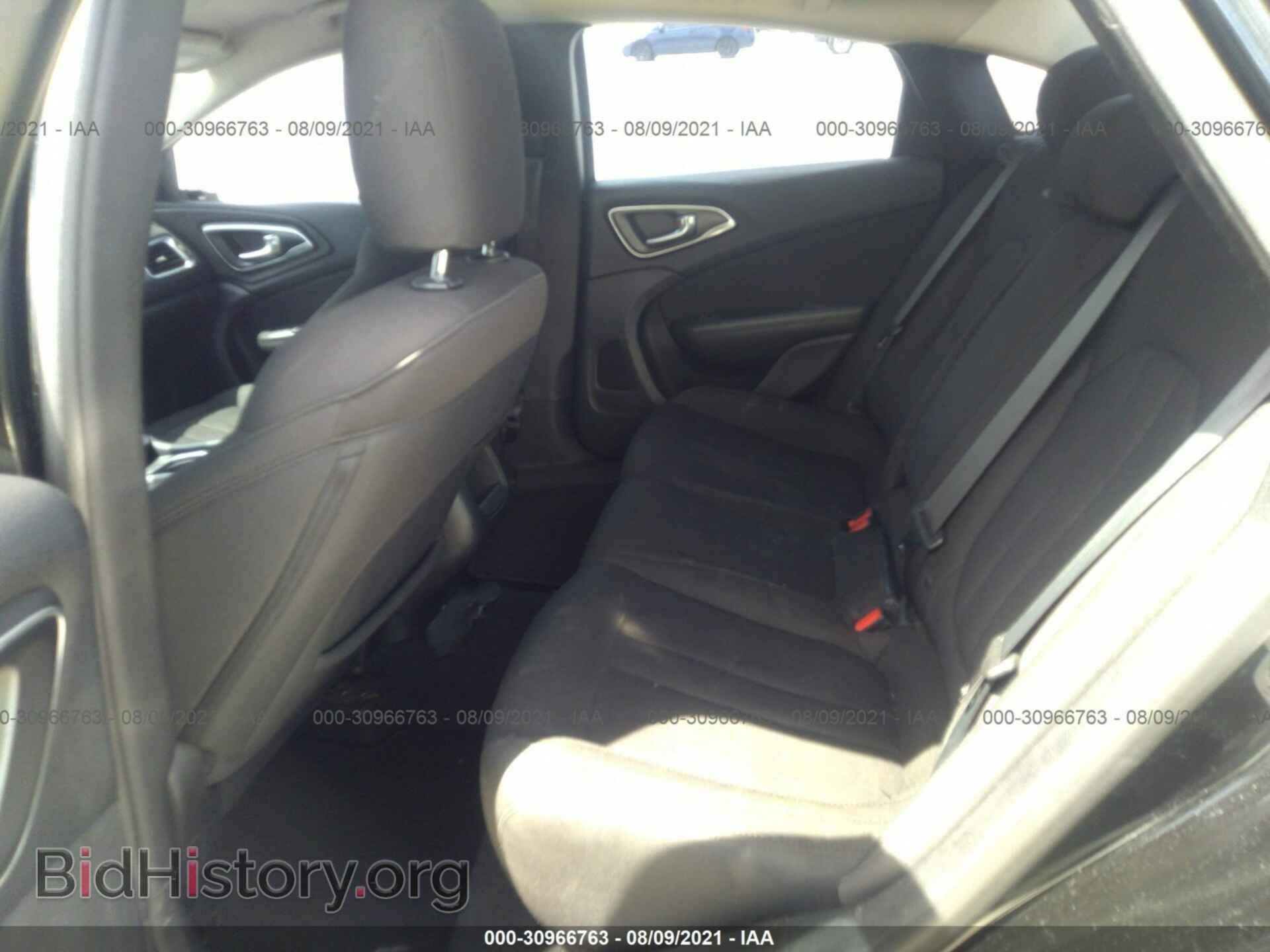 2016 CHRYSLER 200 - VIN: 1C3CCCAB3GN125789 - Фото 8