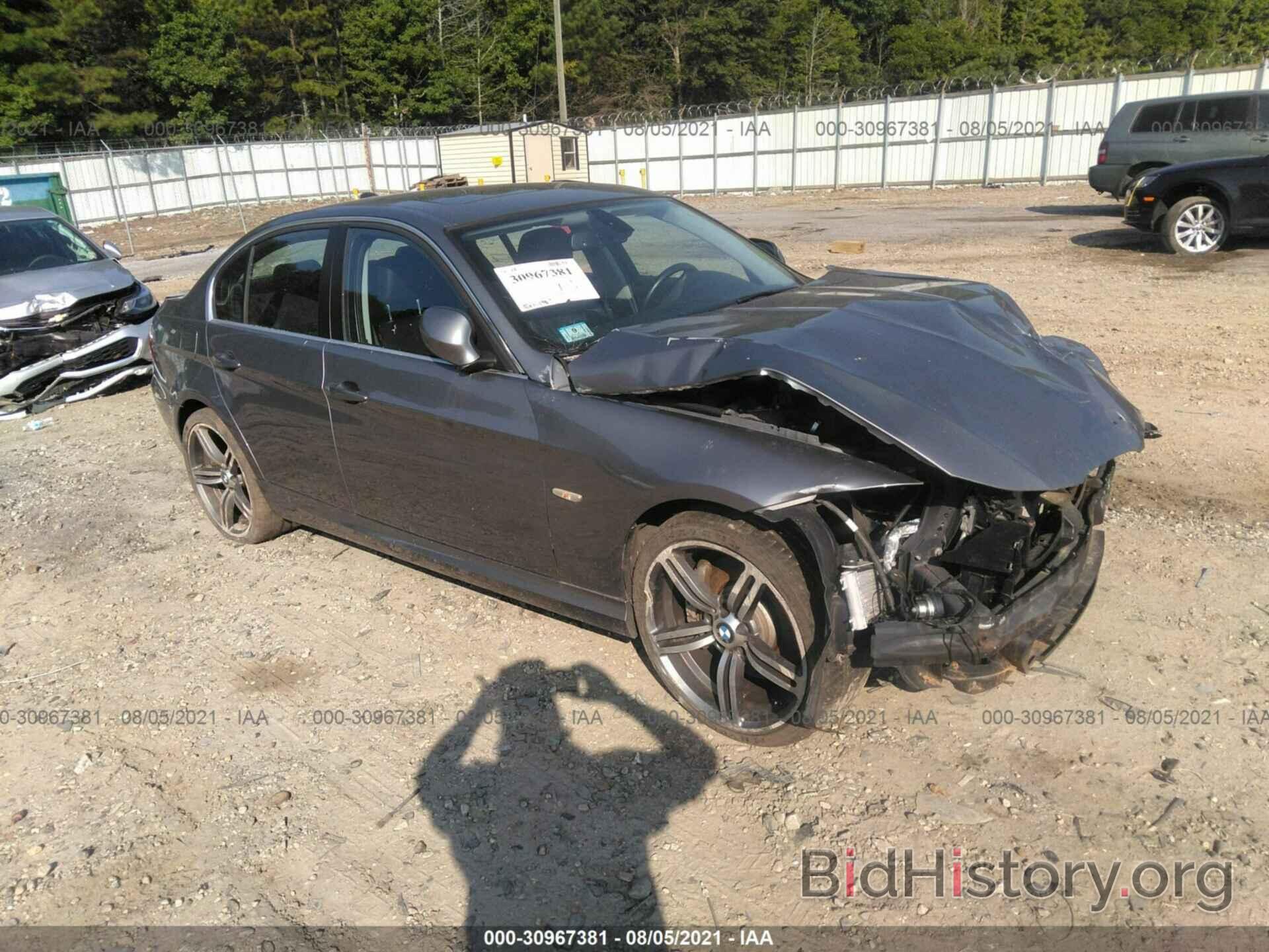 Photo WBAPN7C59BA950285 - BMW 3 SERIES 2011