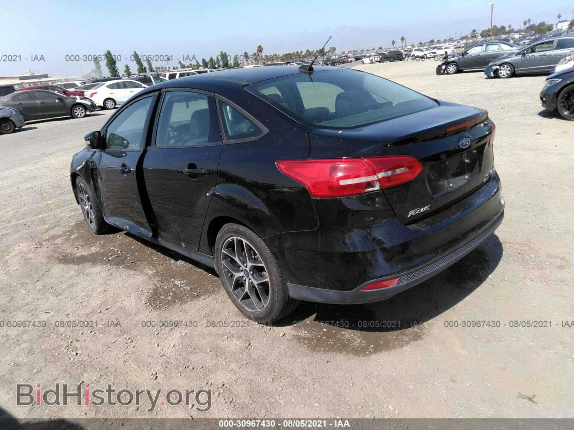 2017 FORD FOCUS - VIN: 1FADP3FE4HL327485 - Фото 3