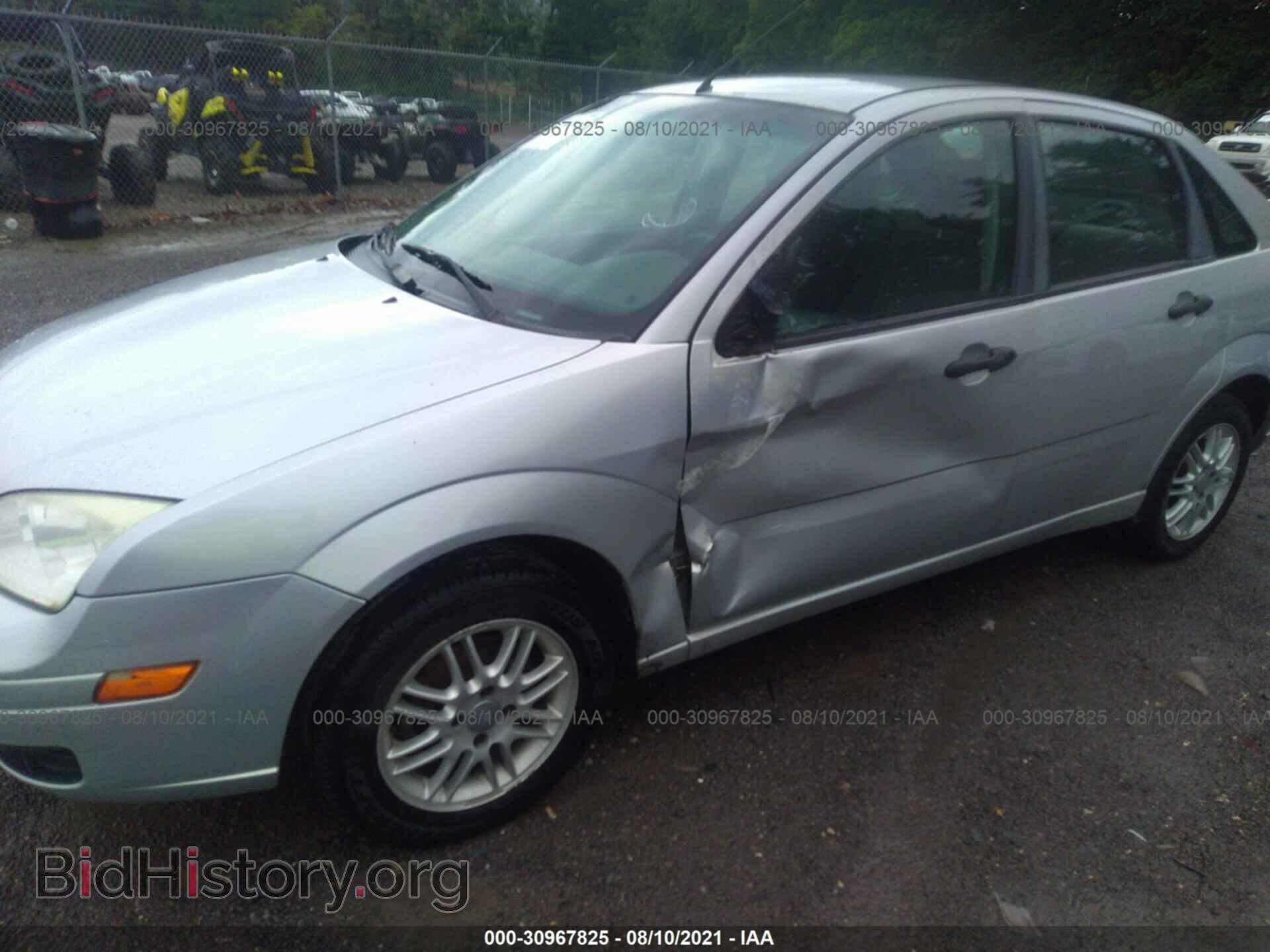 2007 FORD FOCUS - VIN: 1FAFP34N67W278637 - Фото 6