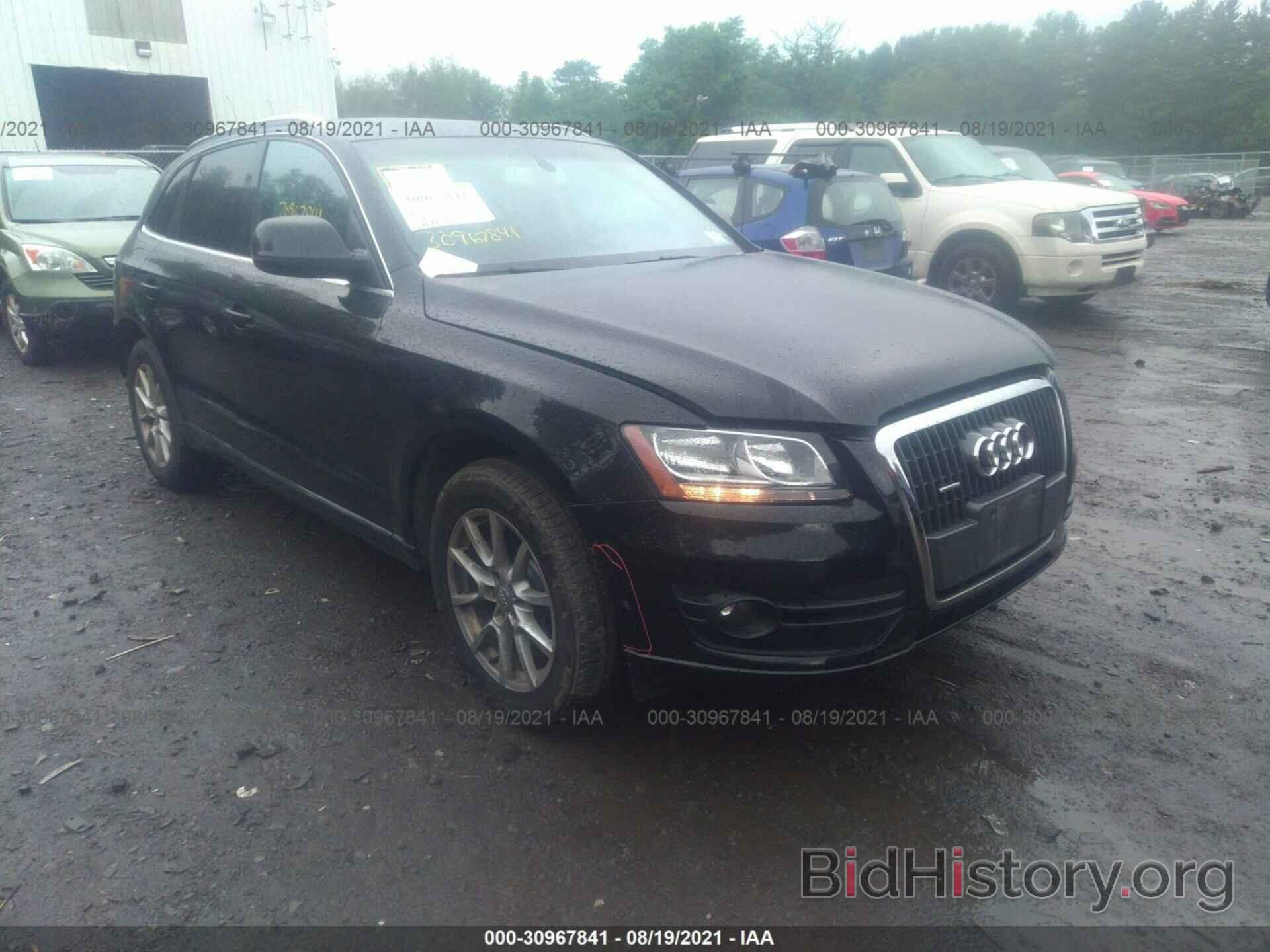 Photo WA1CFAFP1BA066795 - AUDI Q5 2011