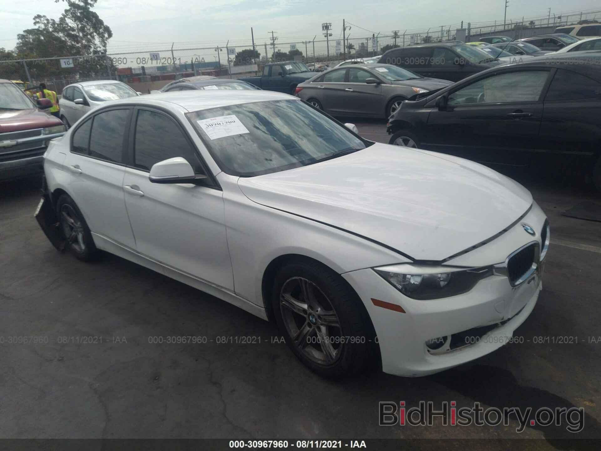 Photo WBA3C1C53DK103034 - BMW 3 SERIES 2013