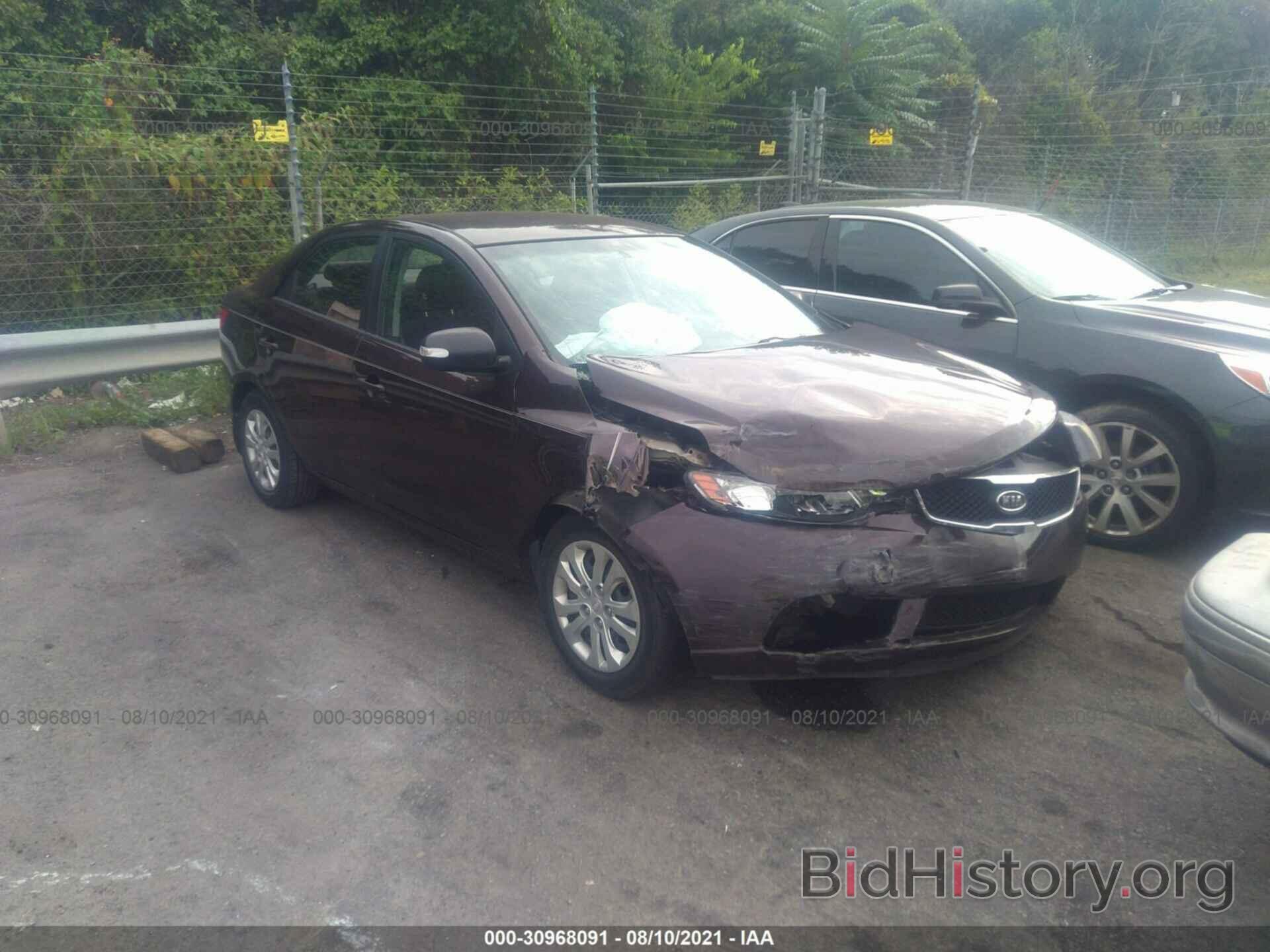 Photo KNAFU4A22A5855001 - KIA FORTE 2010