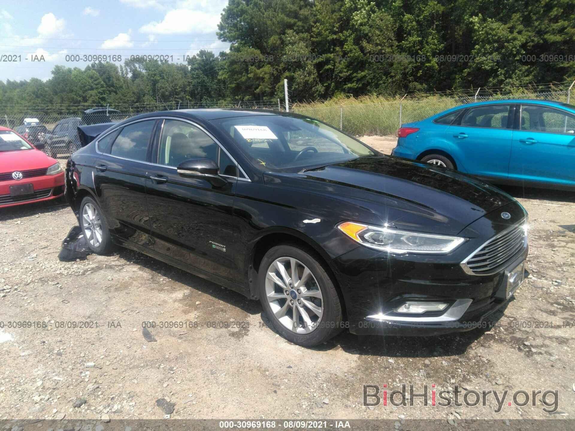 Photo 3FA6P0PU5HR153358 - FORD FUSION ENERGI 2017