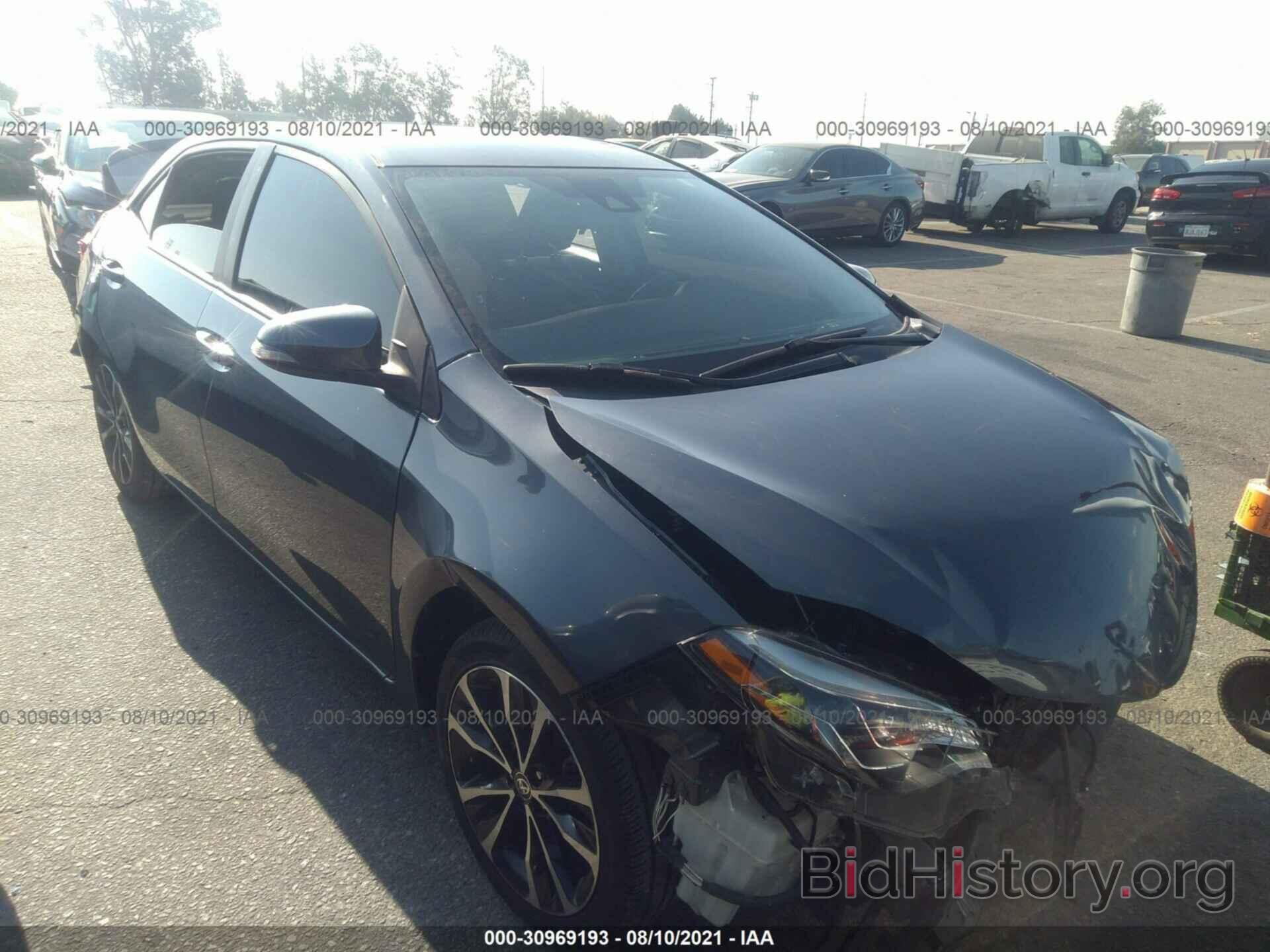 Photo 5YFBURHE4HP704222 - TOYOTA COROLLA 2017