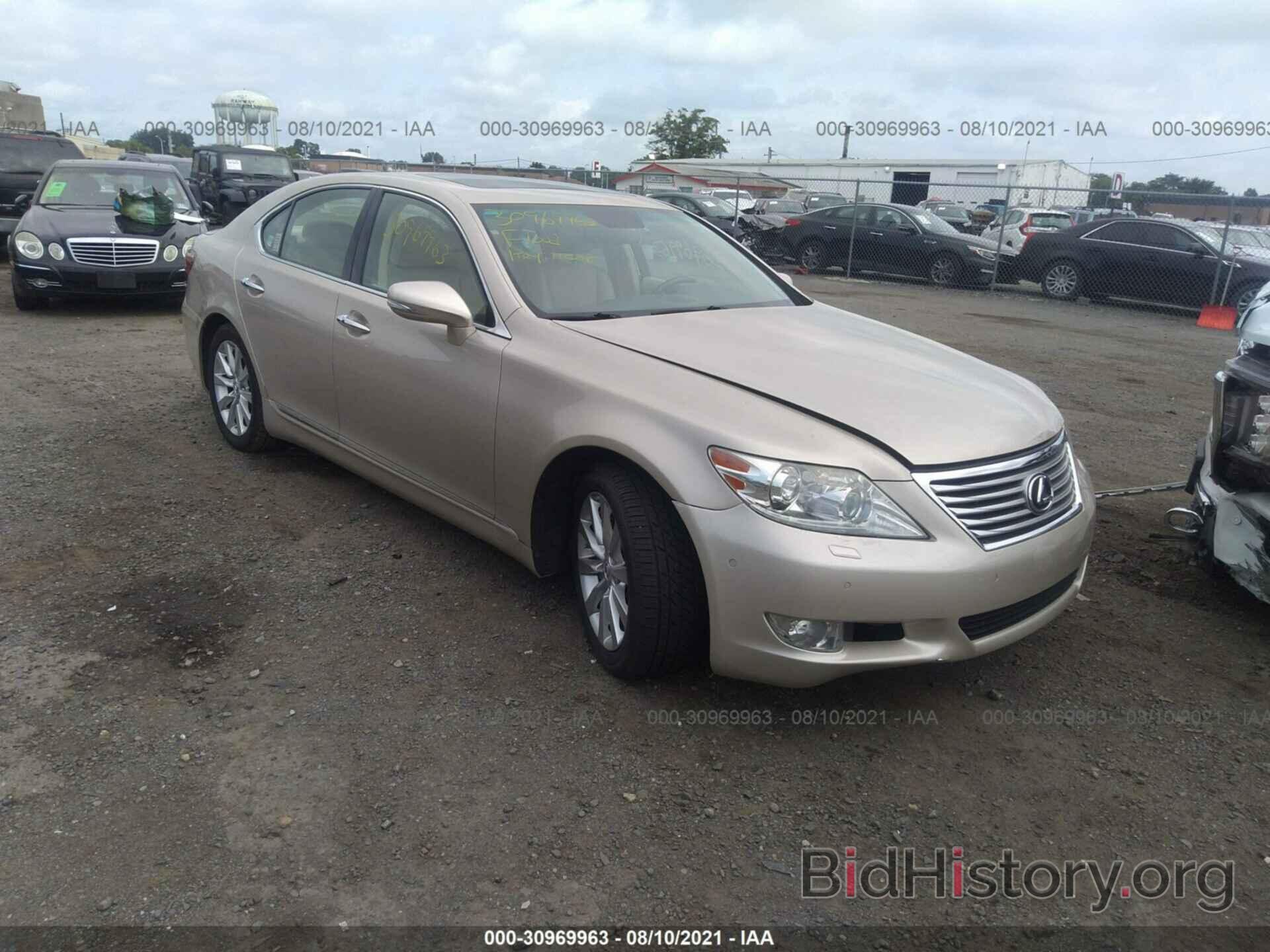 Photo JTHCL5EF8A5008557 - LEXUS LS 460 2010