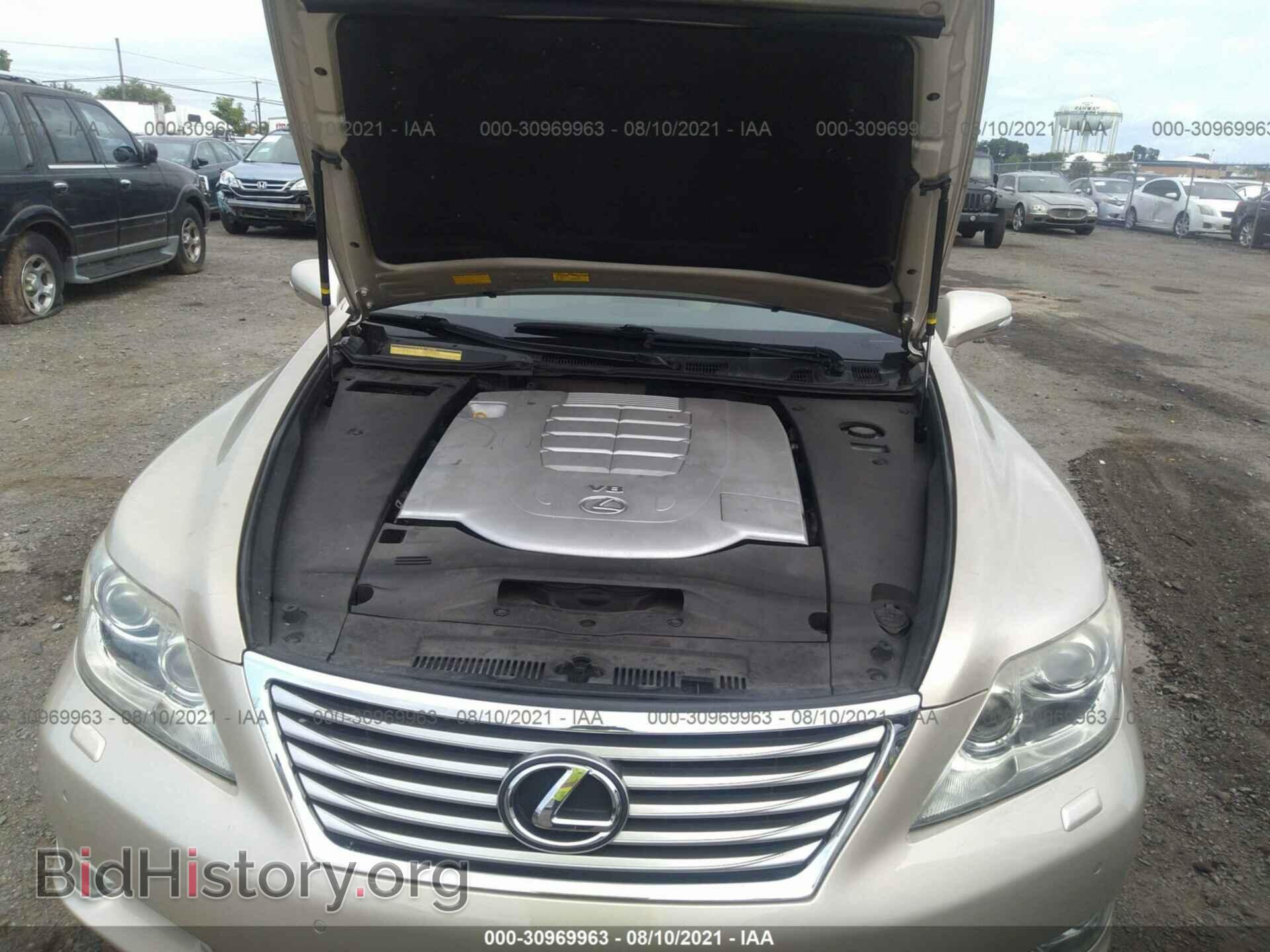 2010 LEXUS LS 460 - VIN: JTHCL5EF8A5008557 - Photo 10