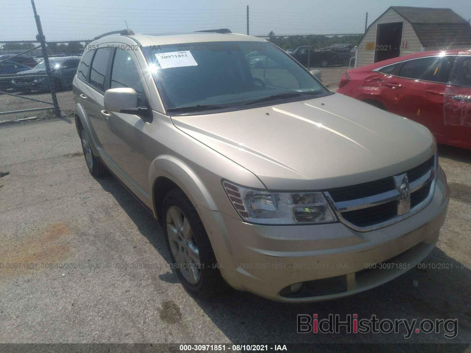 Photo 3D4PG5FV8AT113938 - DODGE JOURNEY 2010