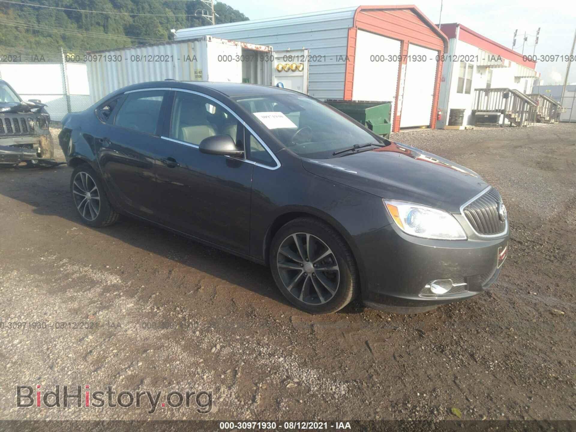 Photo 1G4PR5SK0H4100549 - BUICK VERANO 2017