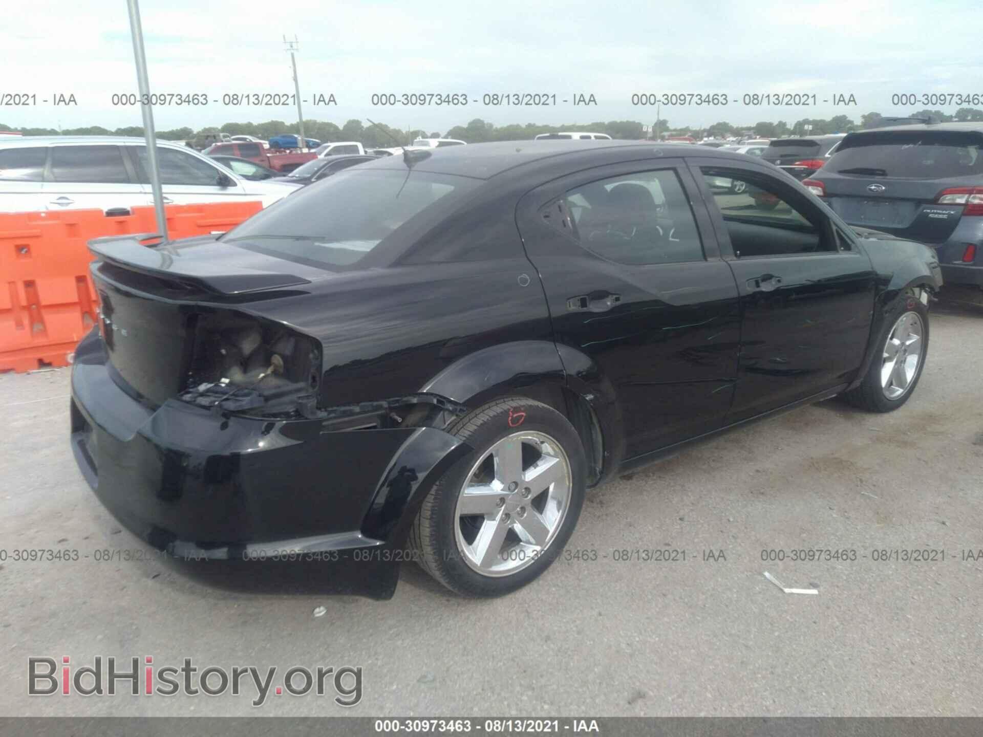 2011 DODGE AVENGER - VIN: 1B3BD2FGXBN573296 - Photo 4