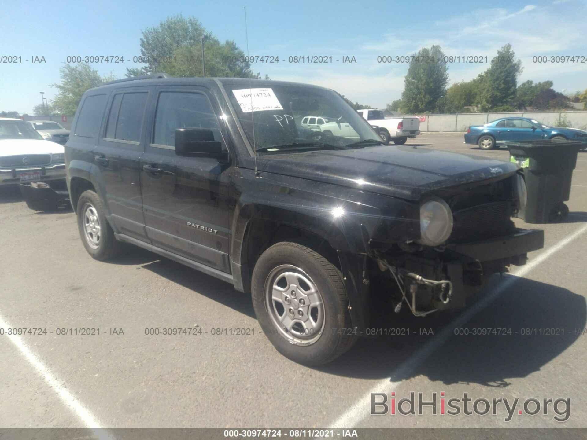 Photo 1C4NJPBA7CD627552 - JEEP PATRIOT 2012