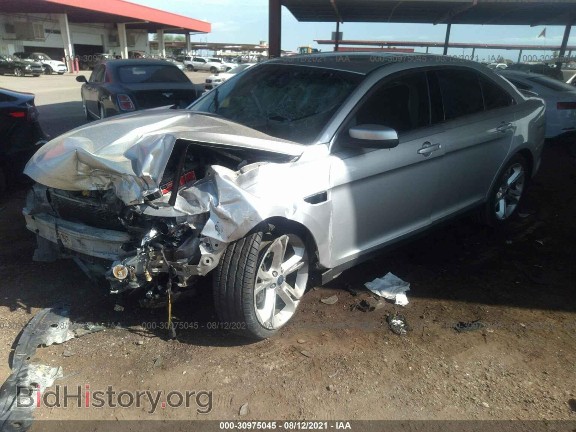 2011 FORD TAURUS - VIN: 1FAHP2KT3BG169740 - Фото 2