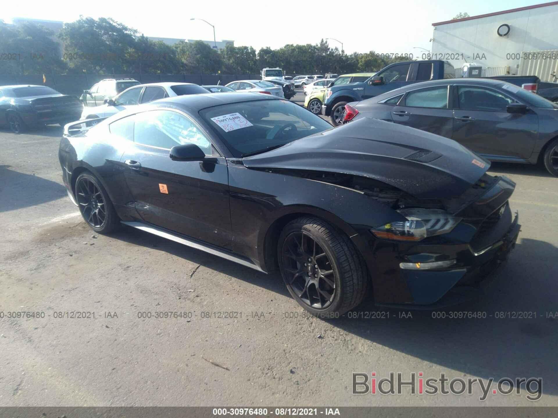 Photo 1FA6P8TH0J5154658 - FORD MUSTANG 2018