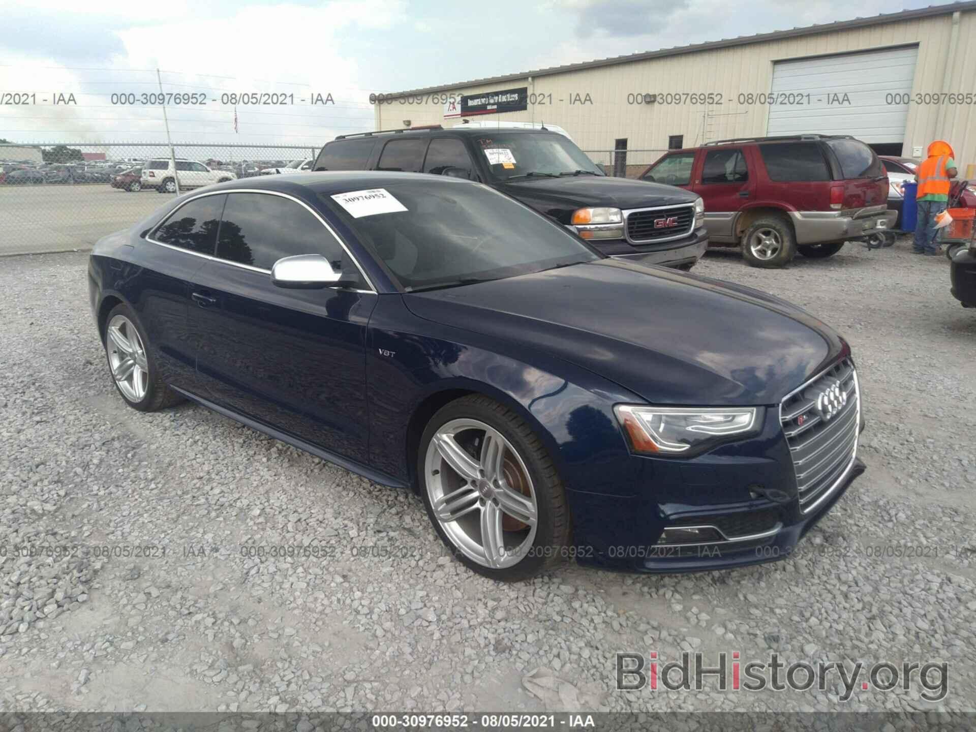 Photo WAUCGAFR0DA065416 - AUDI S5 2013