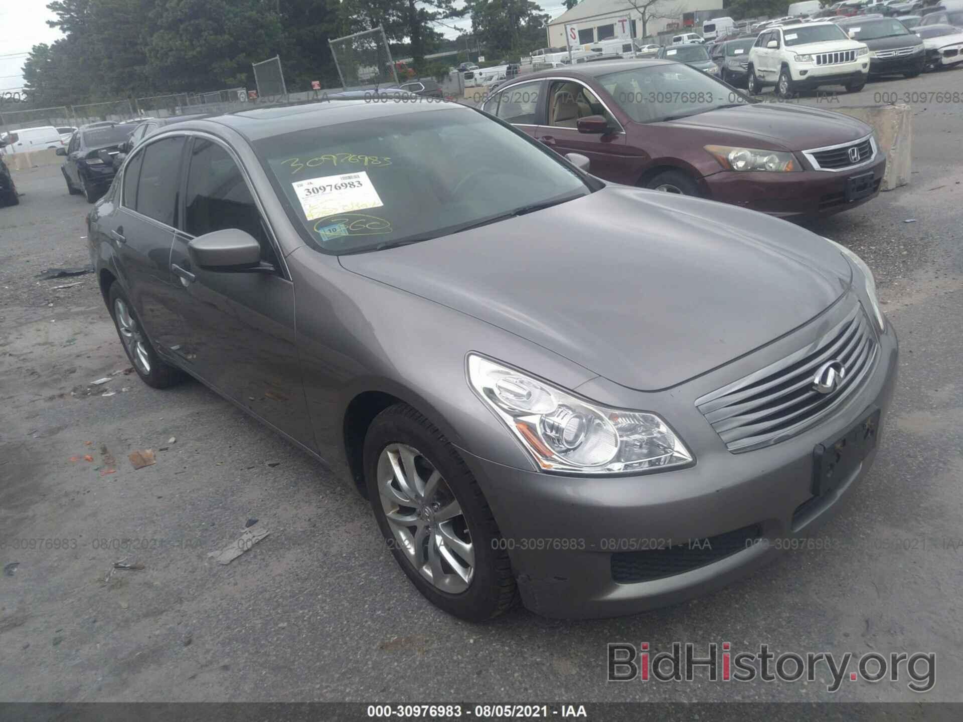 Photo JNKCV61F99M364779 - INFINITI G37 SEDAN 2009